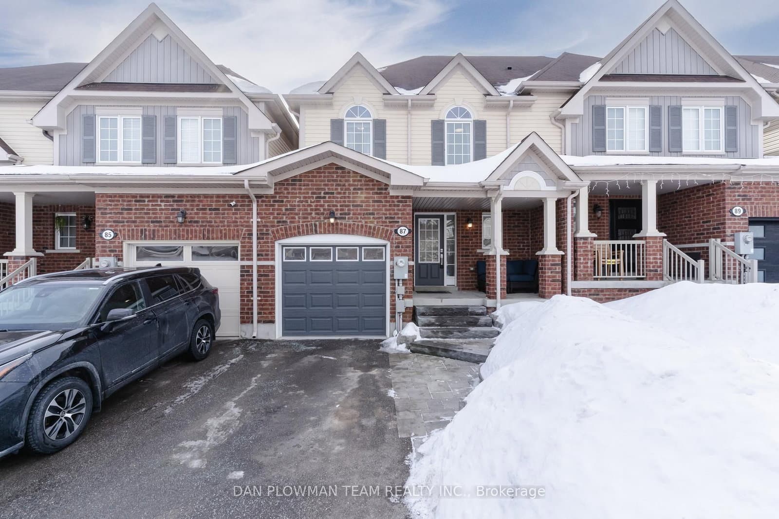 39 Sidney Rundle Ave, Bowmanville
