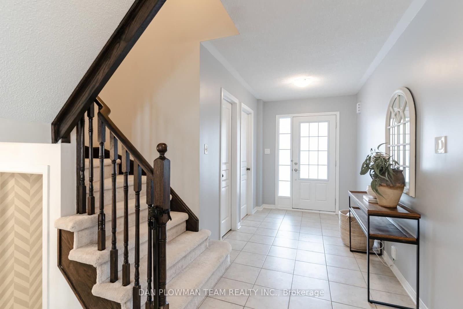 39 Sidney Rundle Ave, Bowmanville - Photo 2 of 38