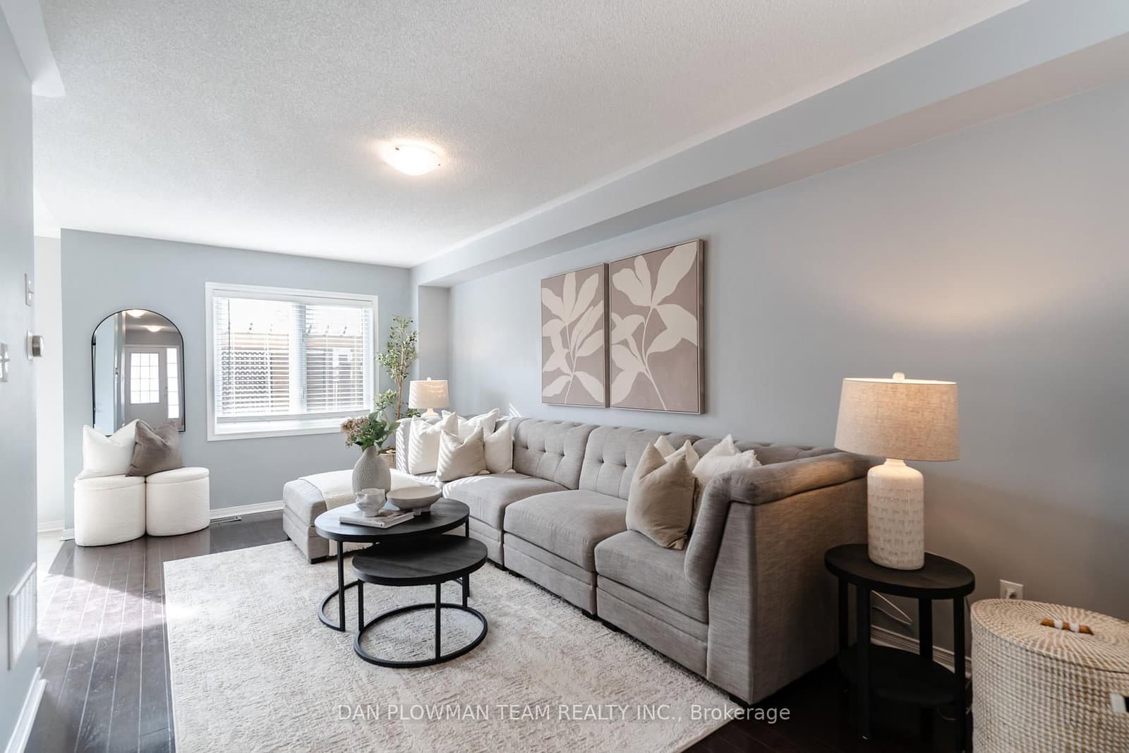 39 Sidney Rundle Ave, Bowmanville - Photo 4 of 38