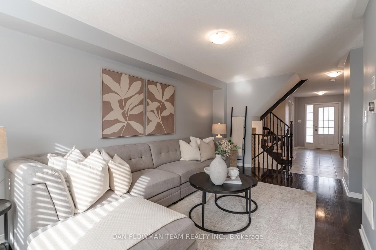 39 Sidney Rundle Ave, Bowmanville - Photo 5 of 38