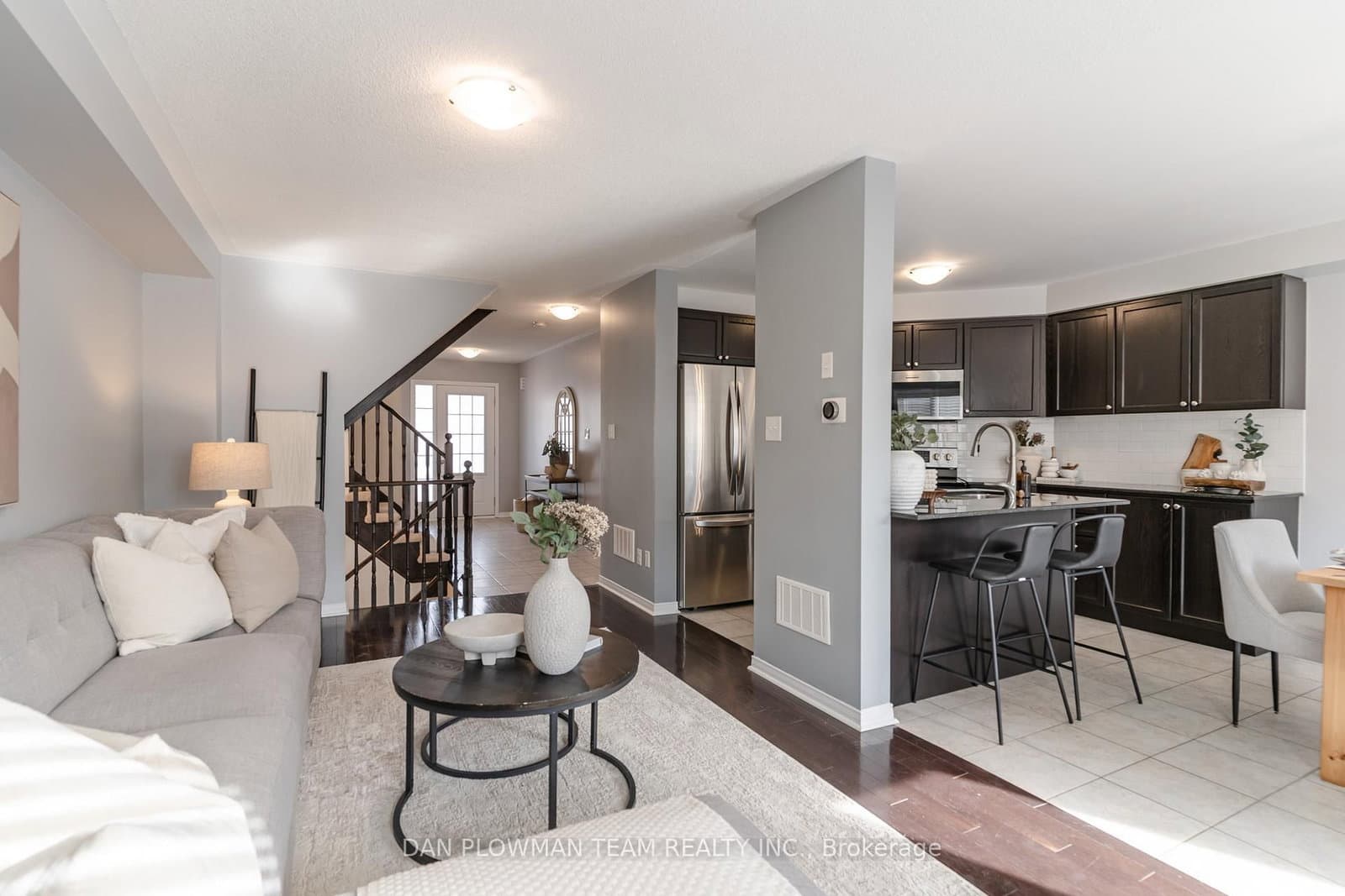 39 Sidney Rundle Ave, Bowmanville - Photo 6 of 38