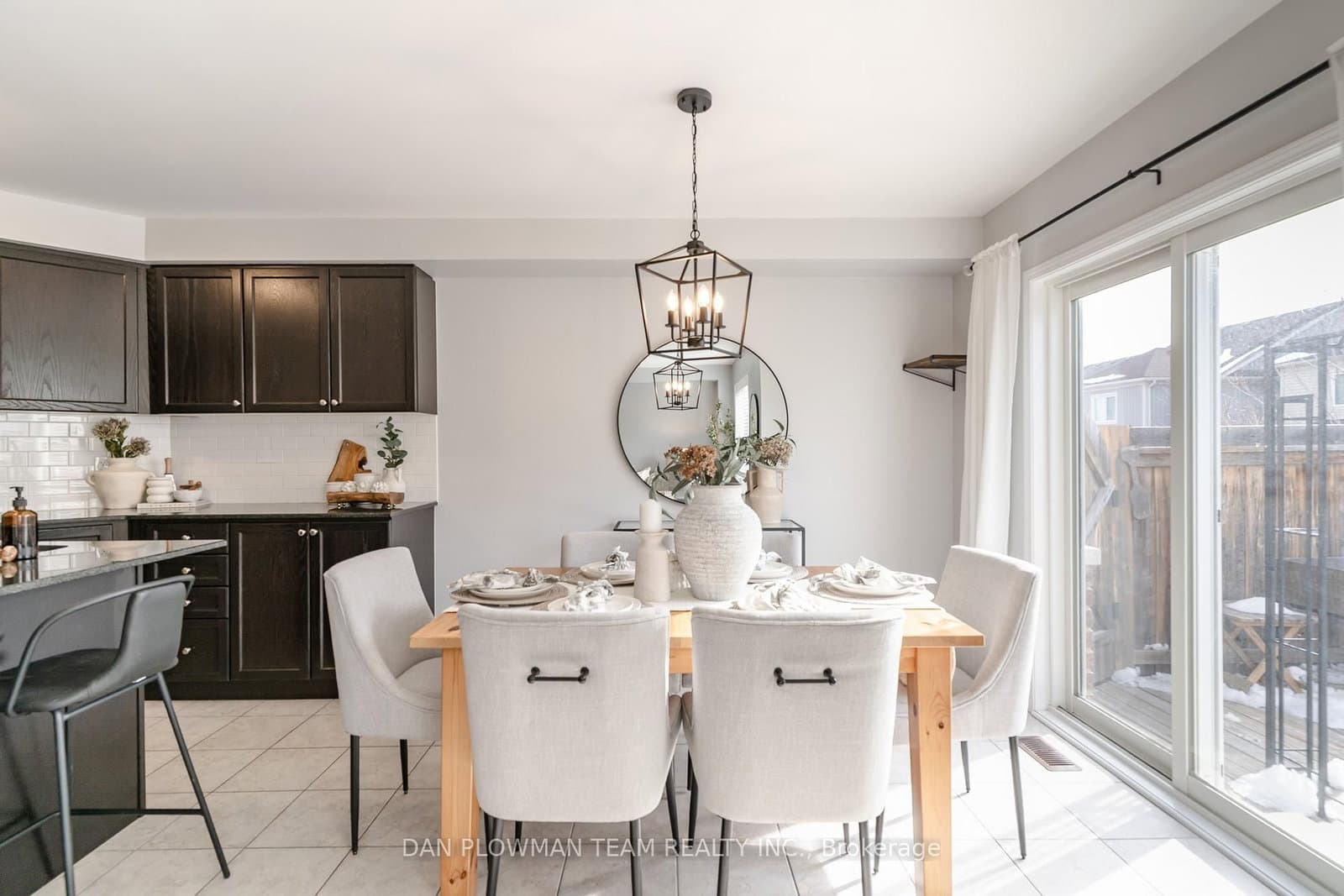 39 Sidney Rundle Ave, Bowmanville - Photo 8 of 38