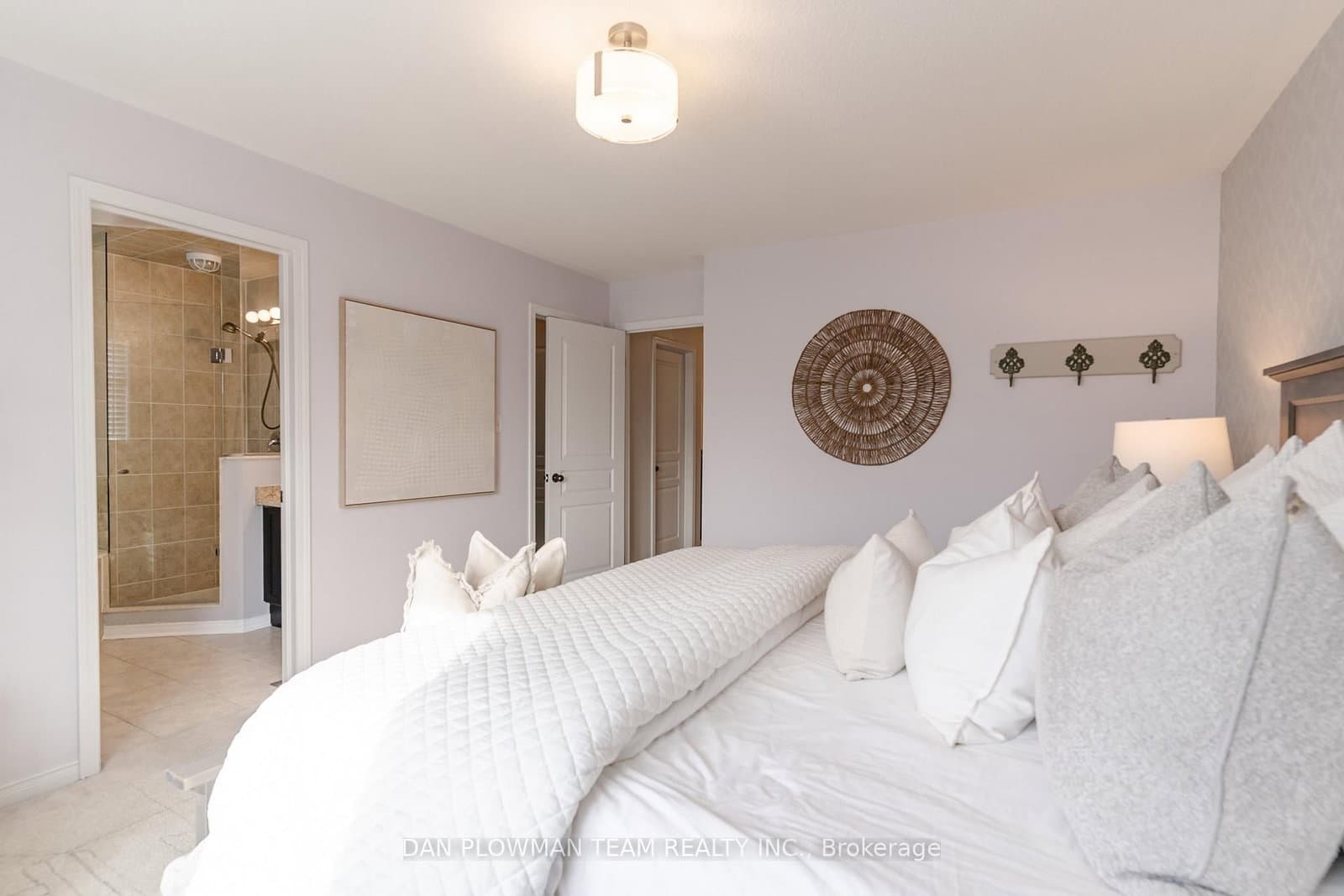 39 Sidney Rundle Ave, Bowmanville - Photo 17 of 38