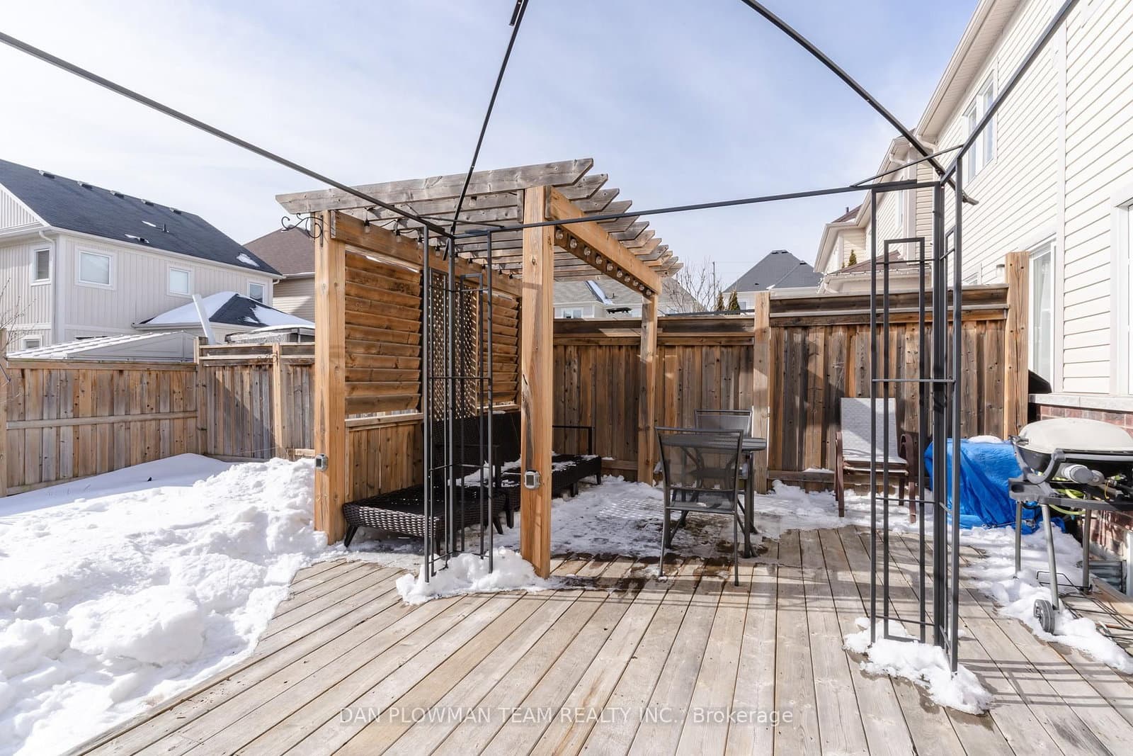 39 Sidney Rundle Ave, Bowmanville - Photo 30 of 38