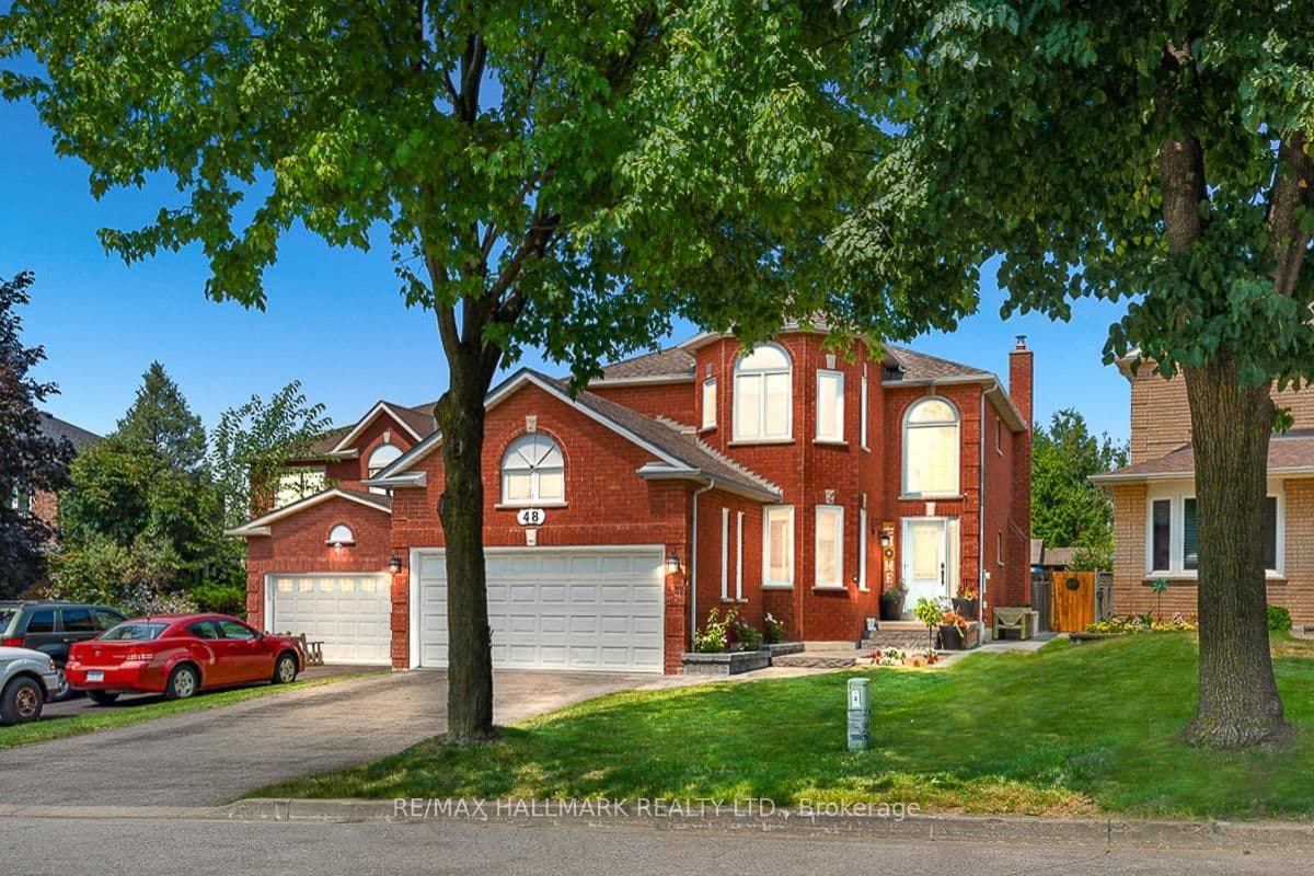 48 Ringwood Dr, Whitby