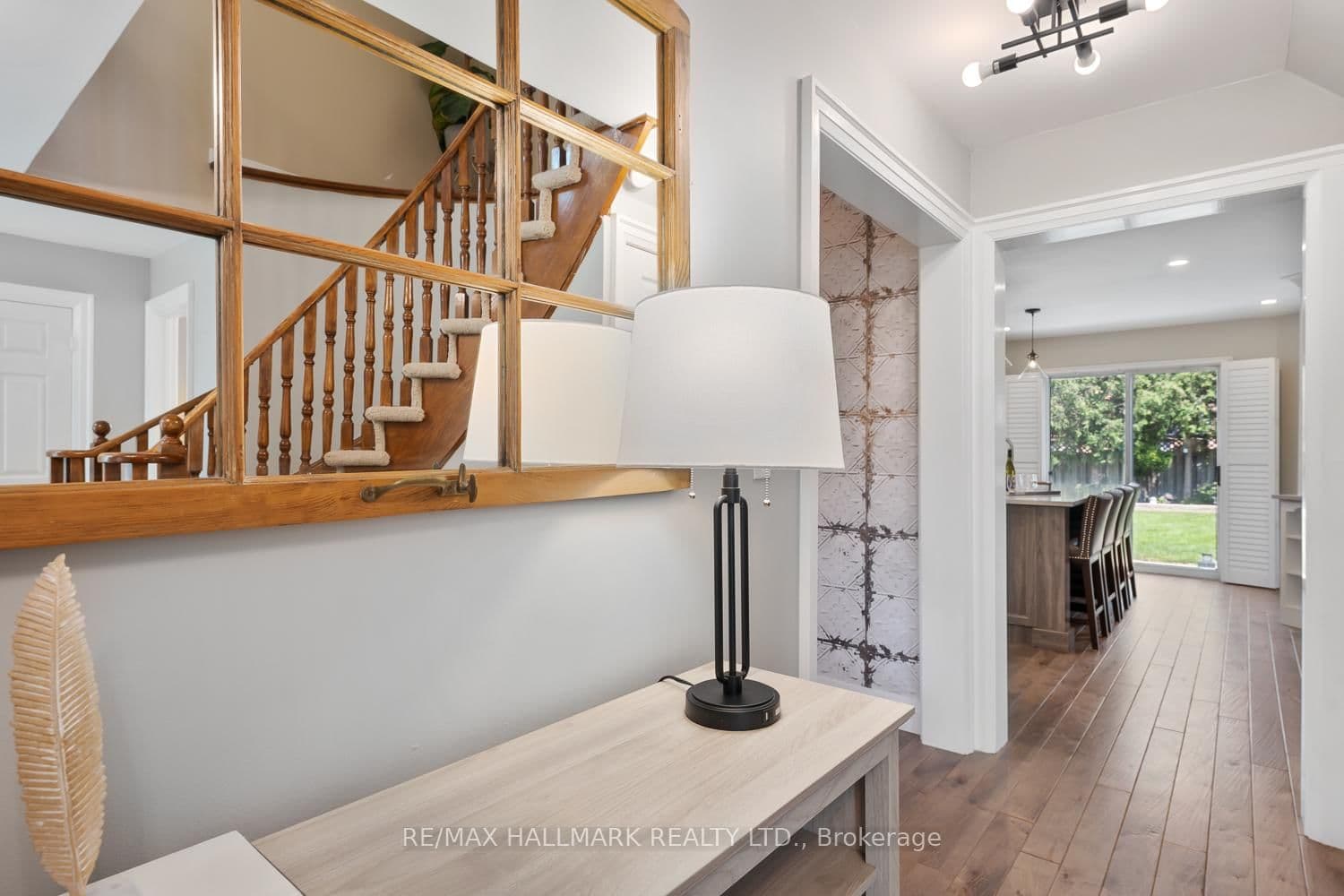48 Ringwood Dr, Whitby - Photo 9 of 40