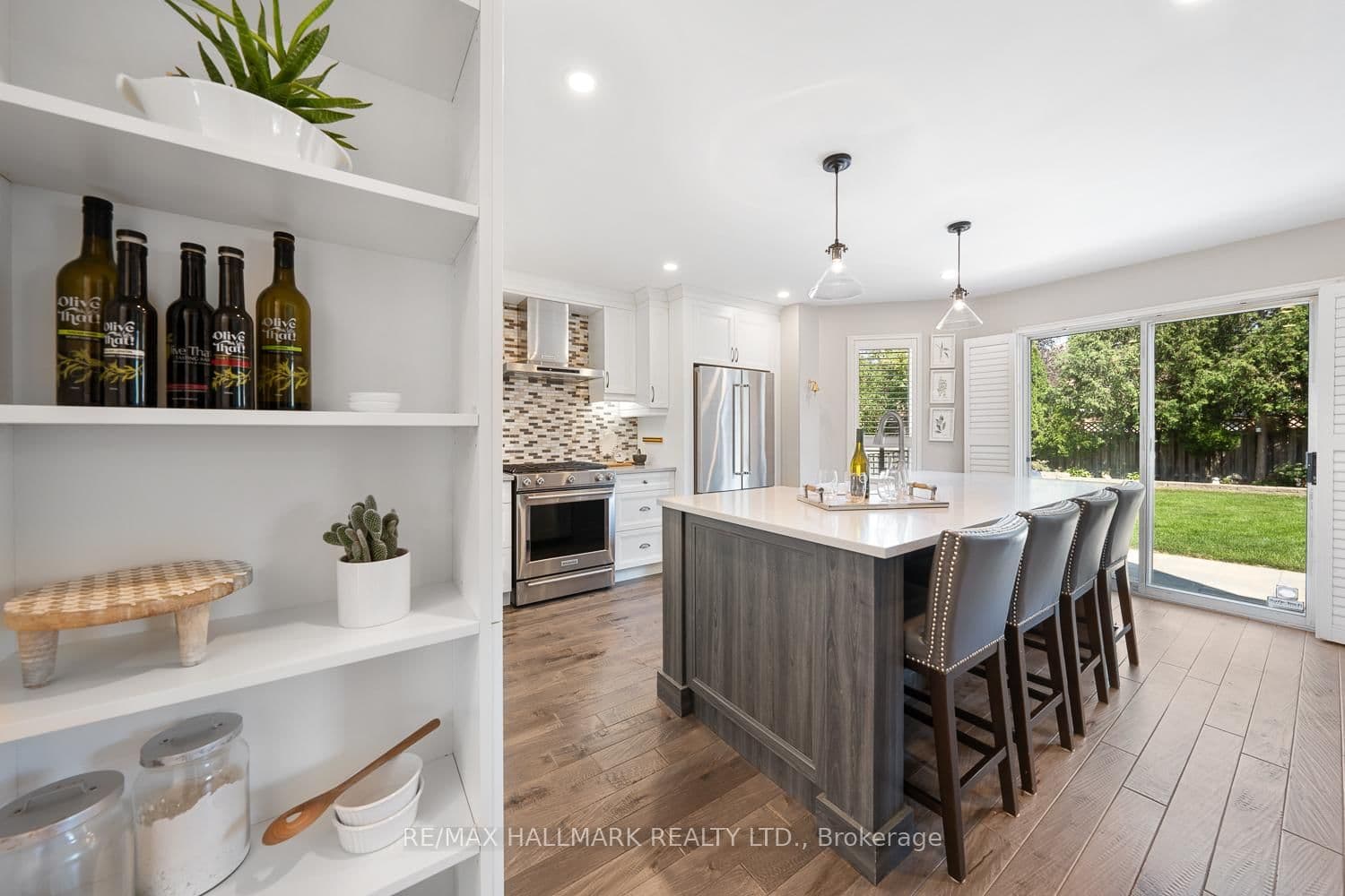 48 Ringwood Dr, Whitby - Photo 12 of 40