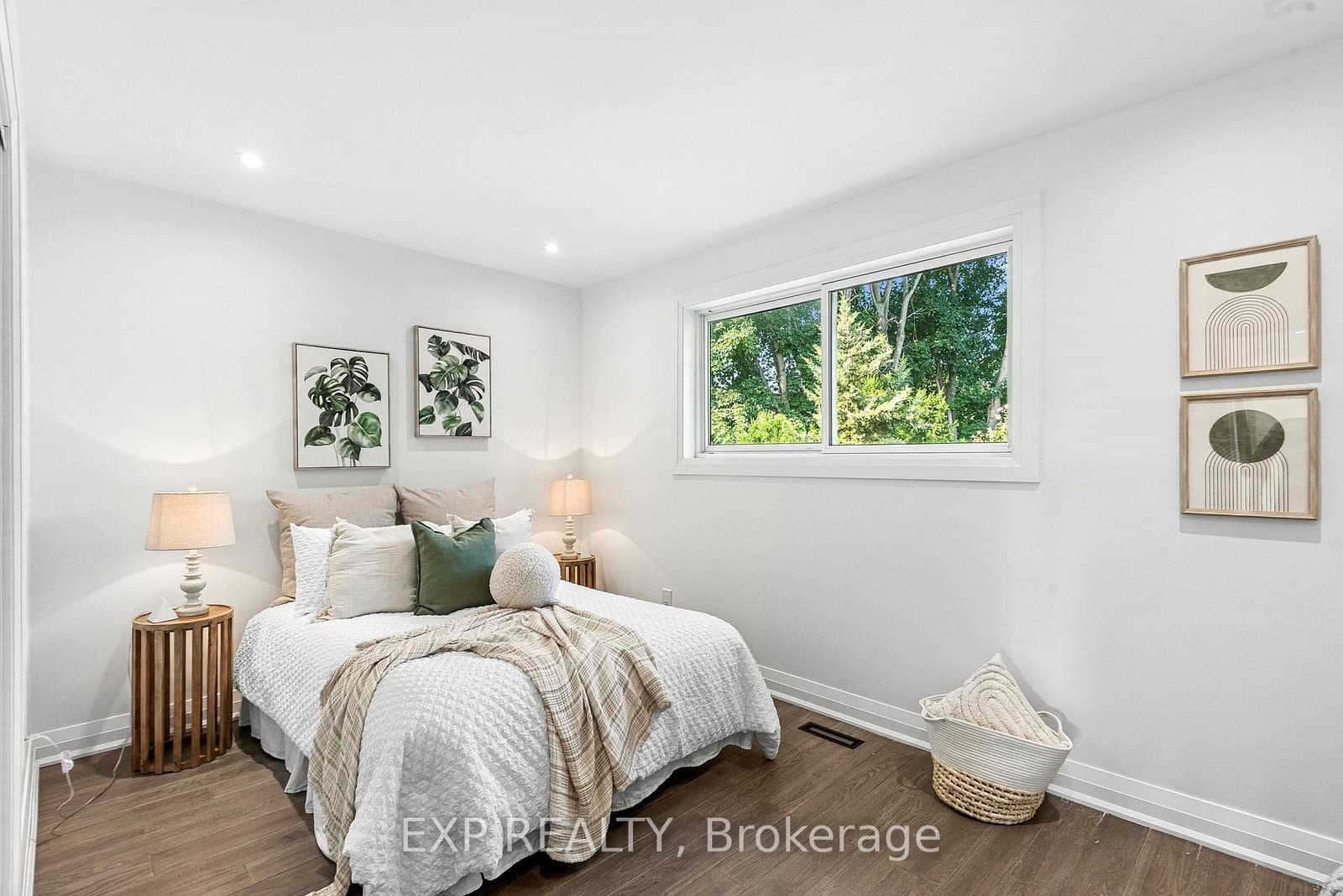 5 Midcroft Dr, Toronto - Photo 22 of 40