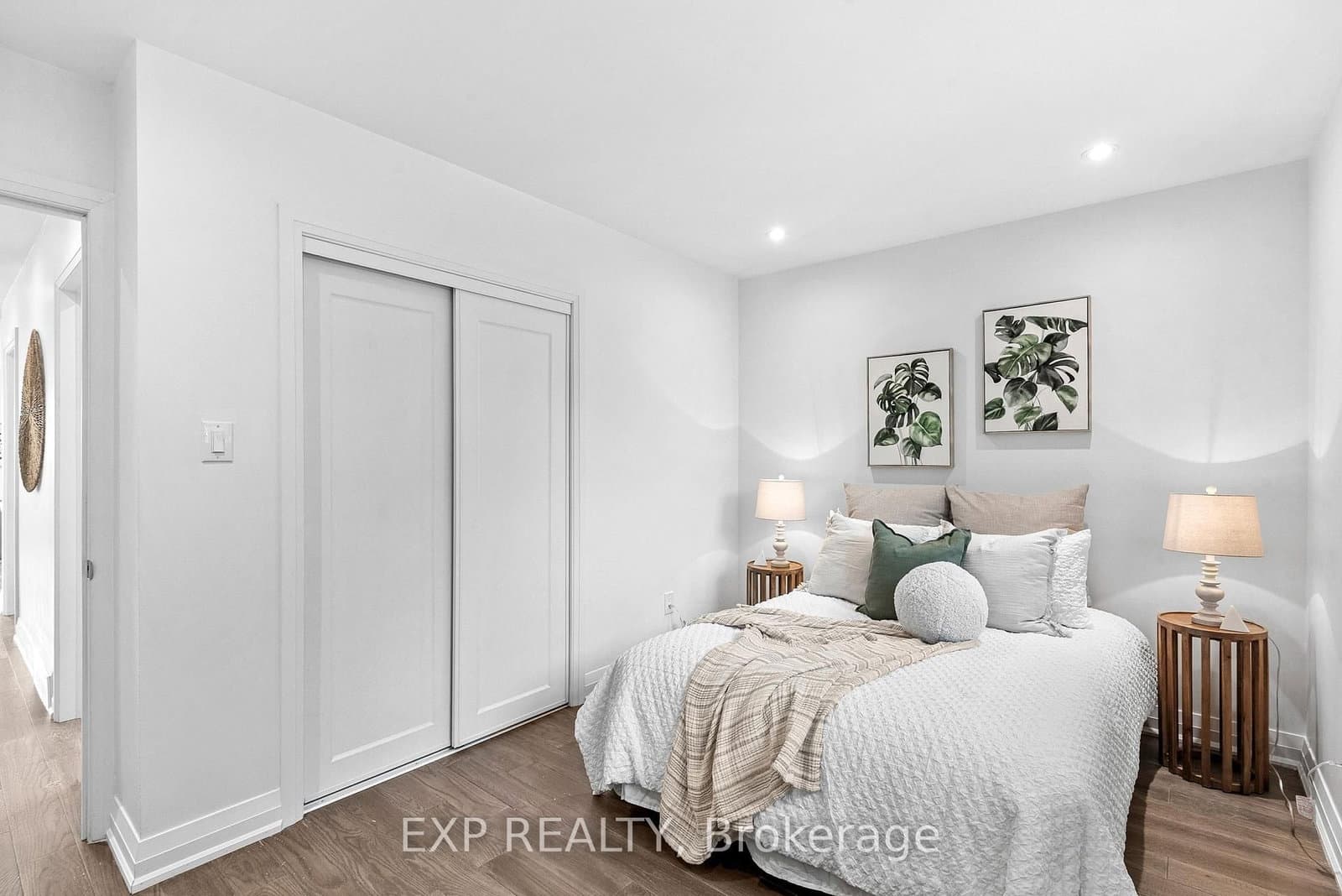 5 Midcroft Dr, Toronto - Photo 23 of 40