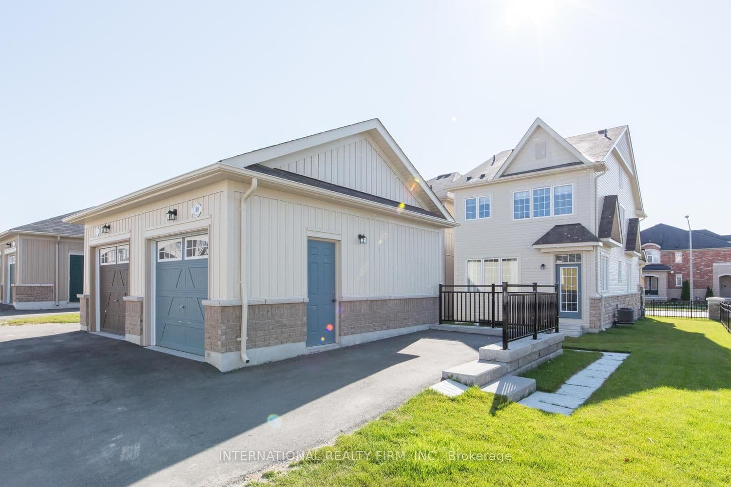 50 McBride Ave, Bowmanville - Photo 18 of 20