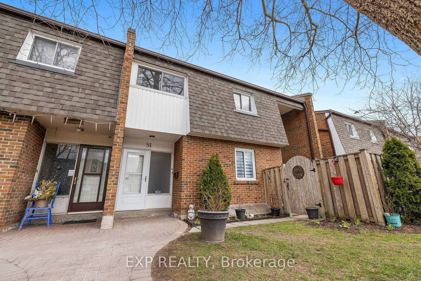 109 Dovedale Dr, 51, Whitby