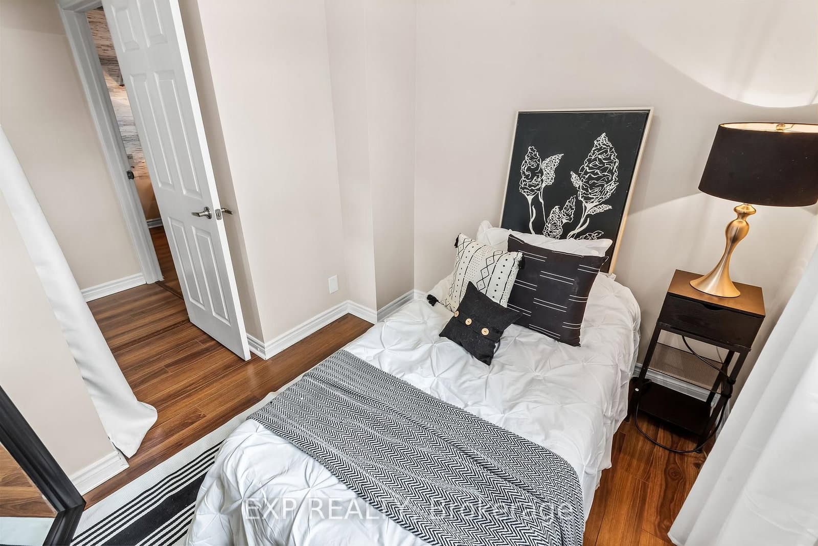 109 Dovedale Dr, 51, Whitby - Photo 28 of 40