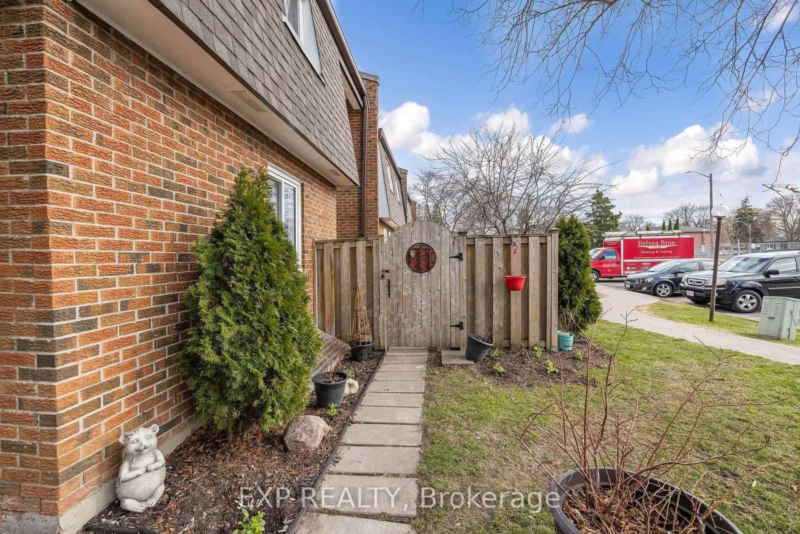 109 Dovedale Dr, 51, Whitby - Photo 35 of 40