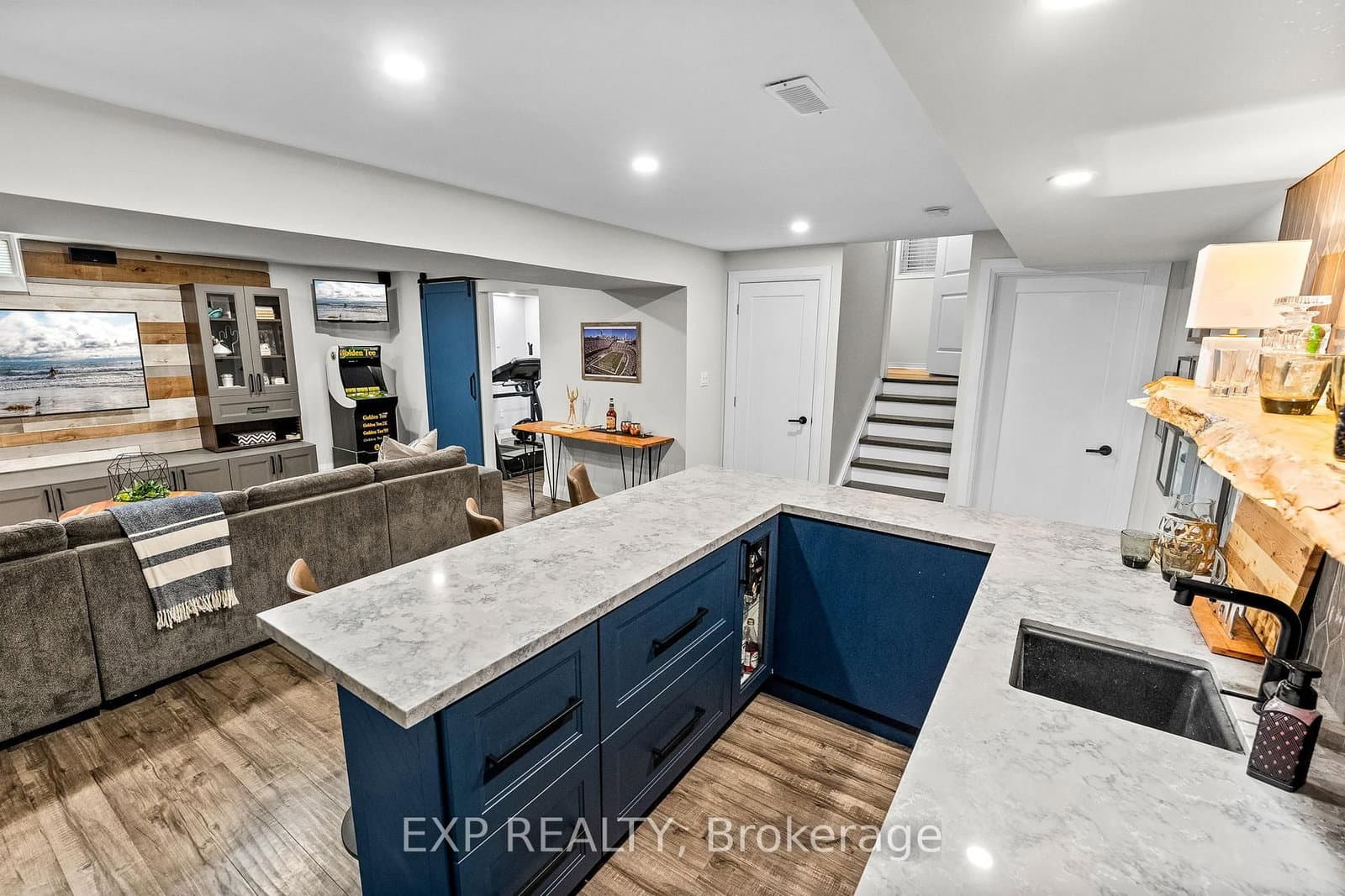59 Harvey Jones Ave, Bowmanville - Photo 34 of 40