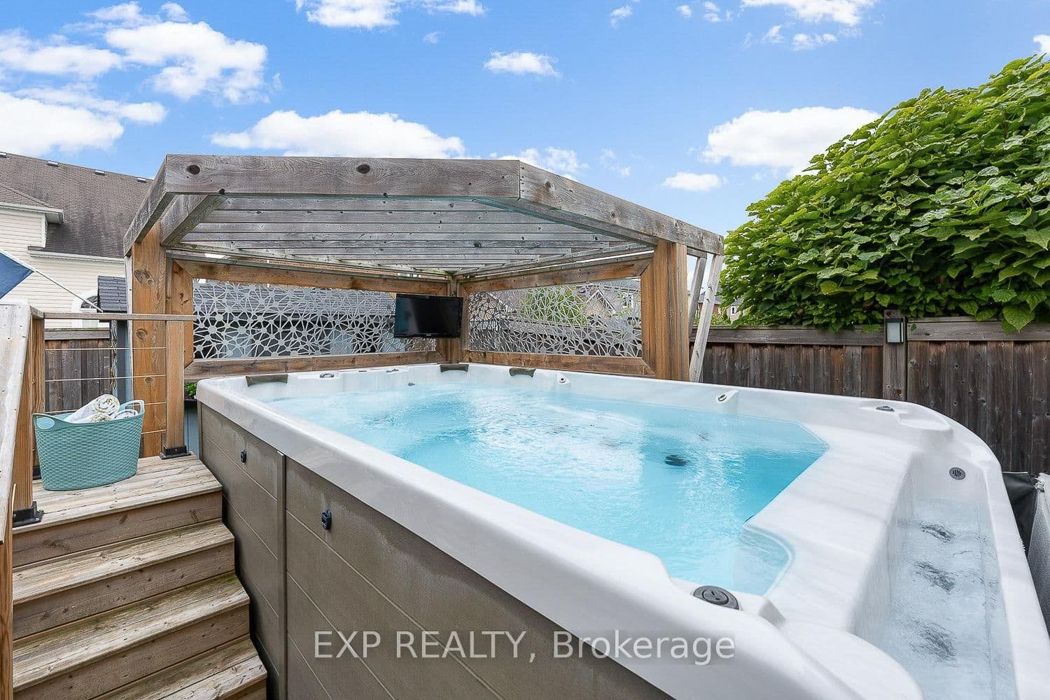59 Harvey Jones Ave, Bowmanville - Photo 38 of 40