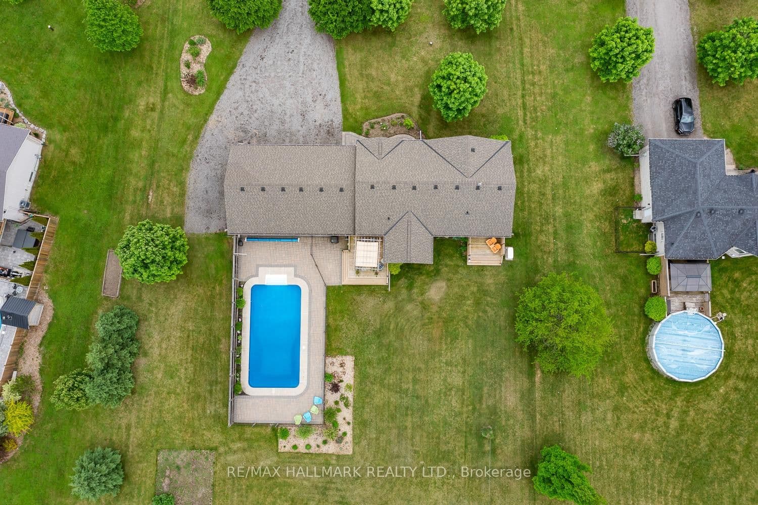 59 Suggitt Dr, Nestleton Station - Photo 4 of 40