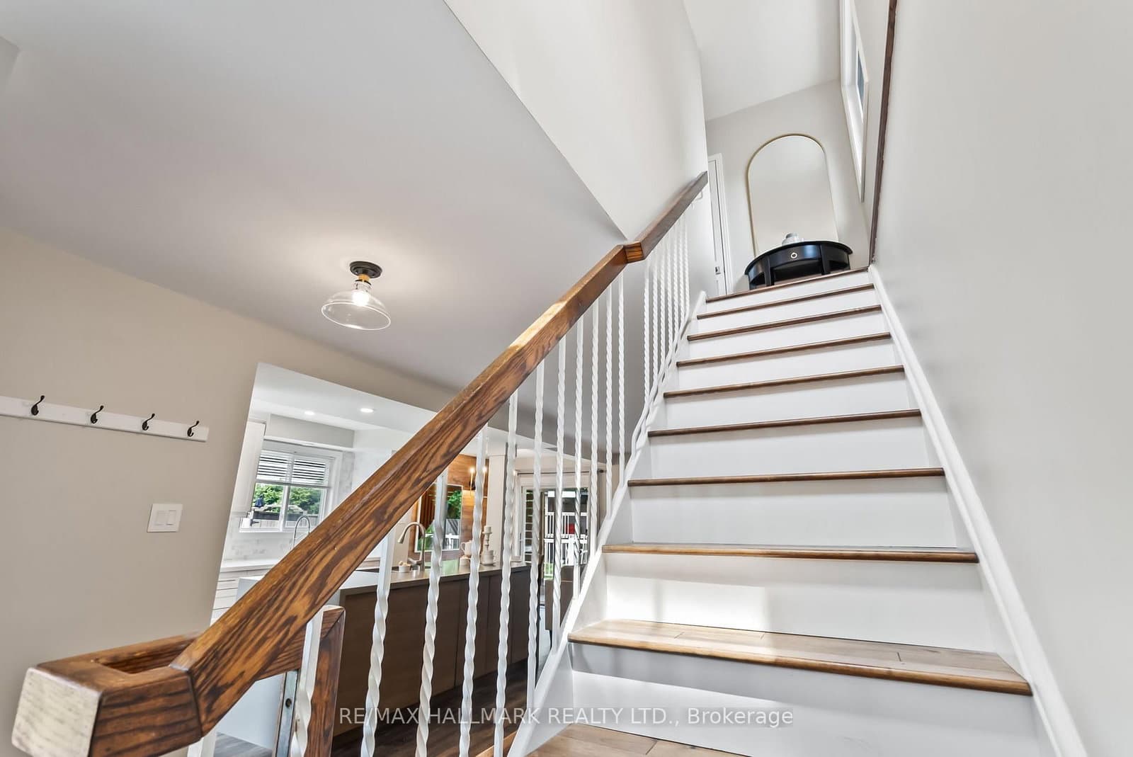 60 Frost Dr., Whitby - Photo 19 of 40