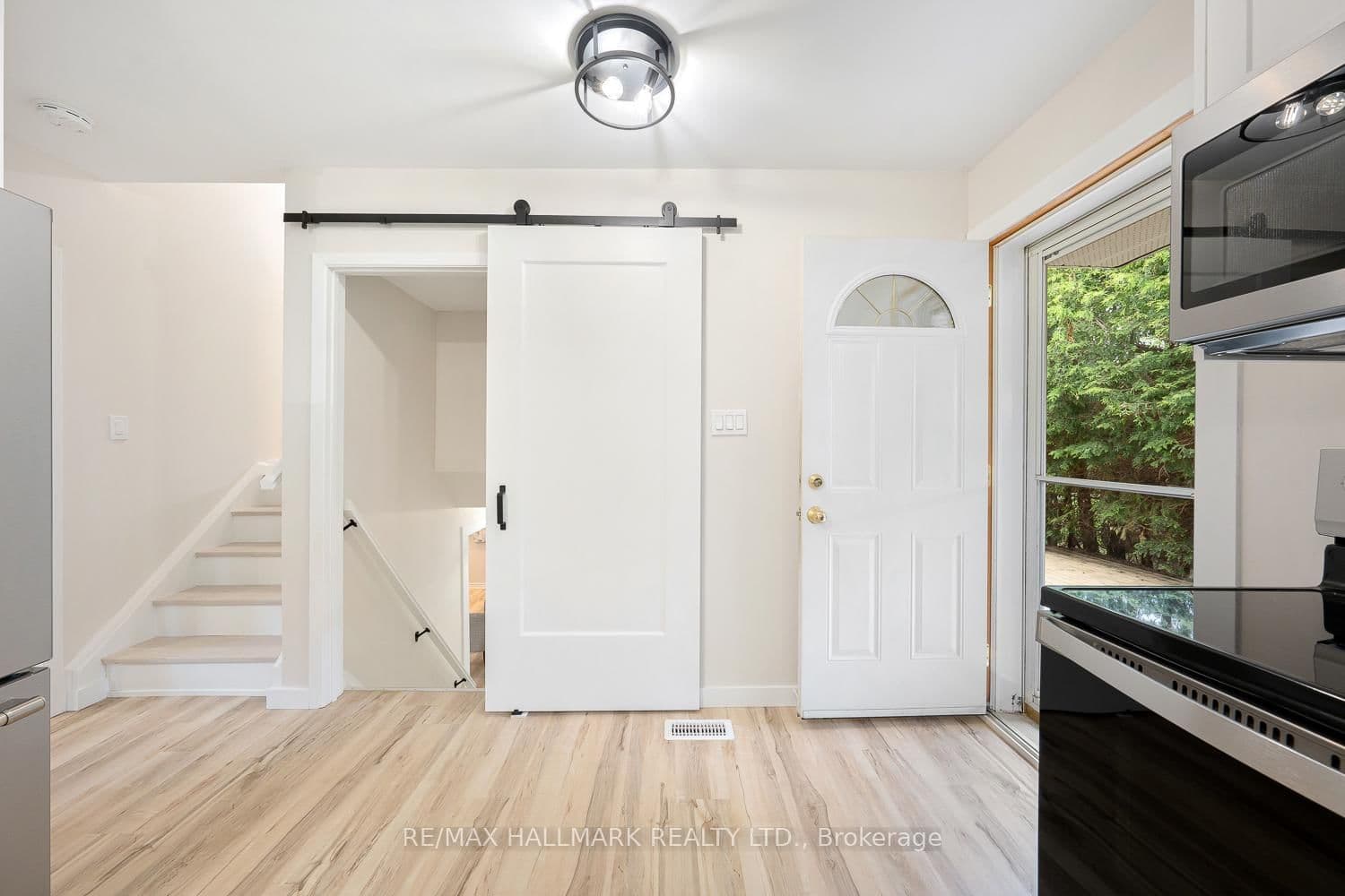 607 Dundee Ave, Oshawa - Photo 17 of 40