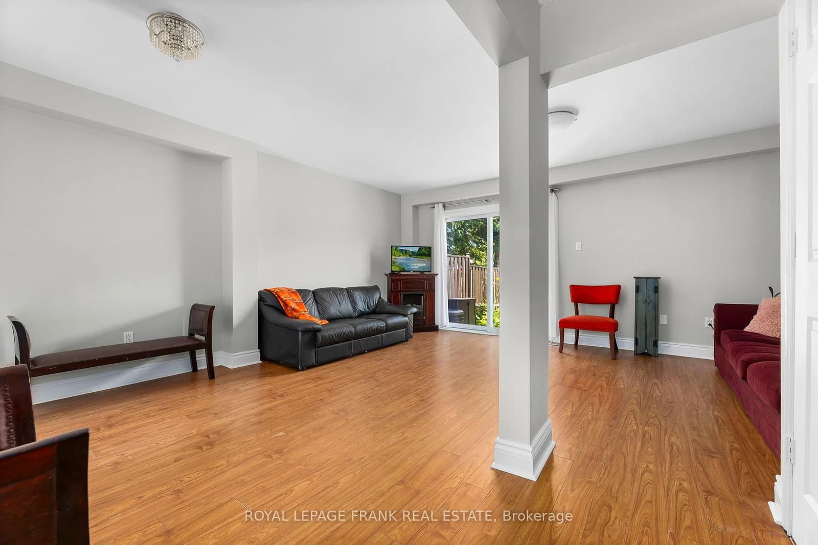 61-611 Galahad Dr, Oshawa - Photo 13 of 35