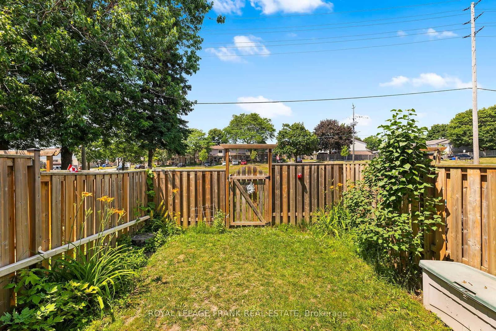 61-611 Galahad Dr, Oshawa - Photo 33 of 35