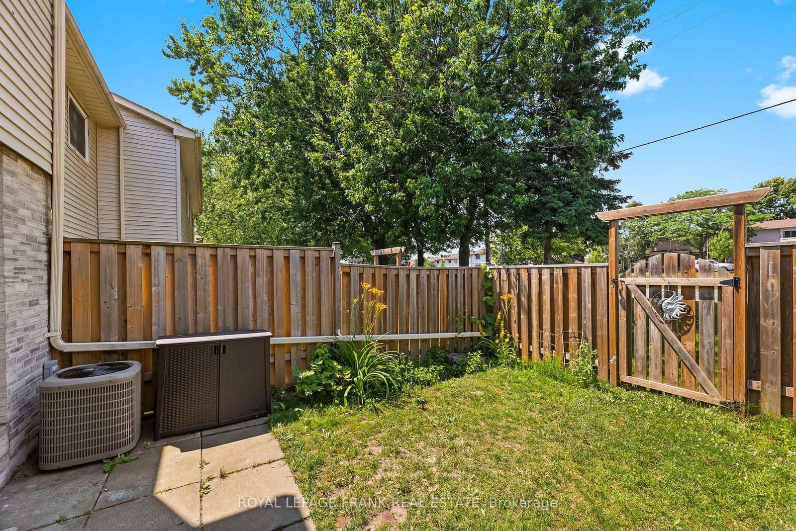 61-611 Galahad Dr, Oshawa - Photo 34 of 35