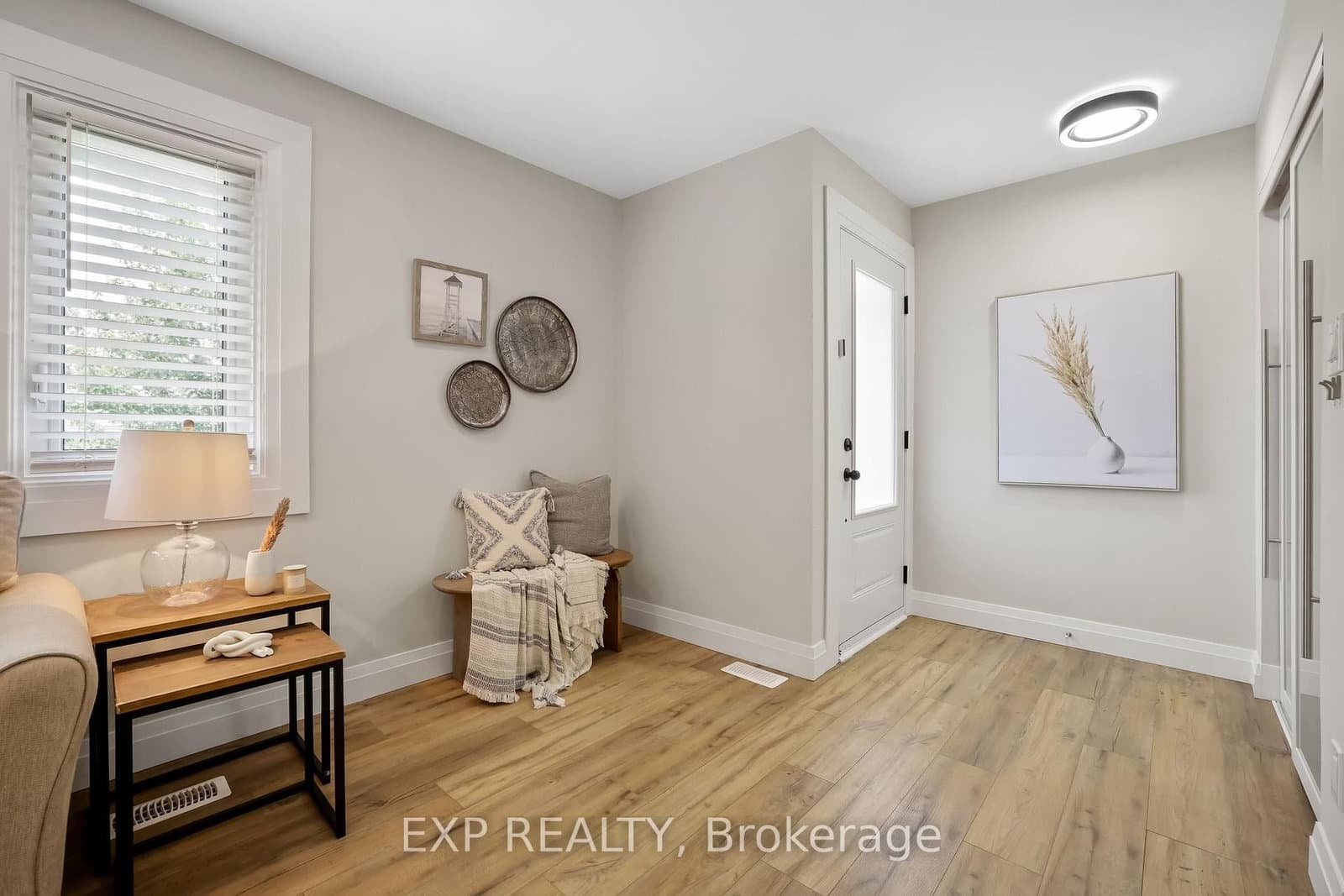 610 Shakespeare Ave, Oshawa - Photo 10 of 39