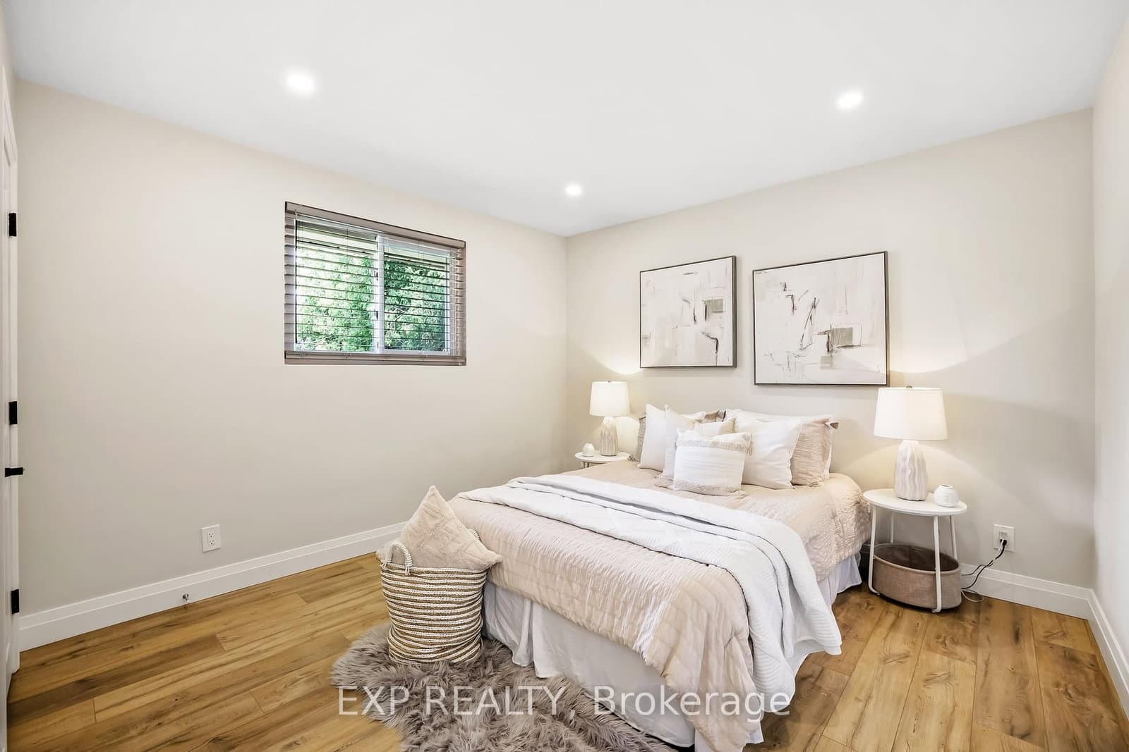 610 Shakespeare Ave, Oshawa - Photo 20 of 39