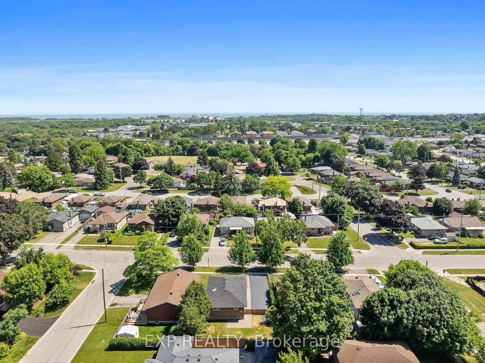 610 Shakespeare Ave, Oshawa - Photo 38 of 39