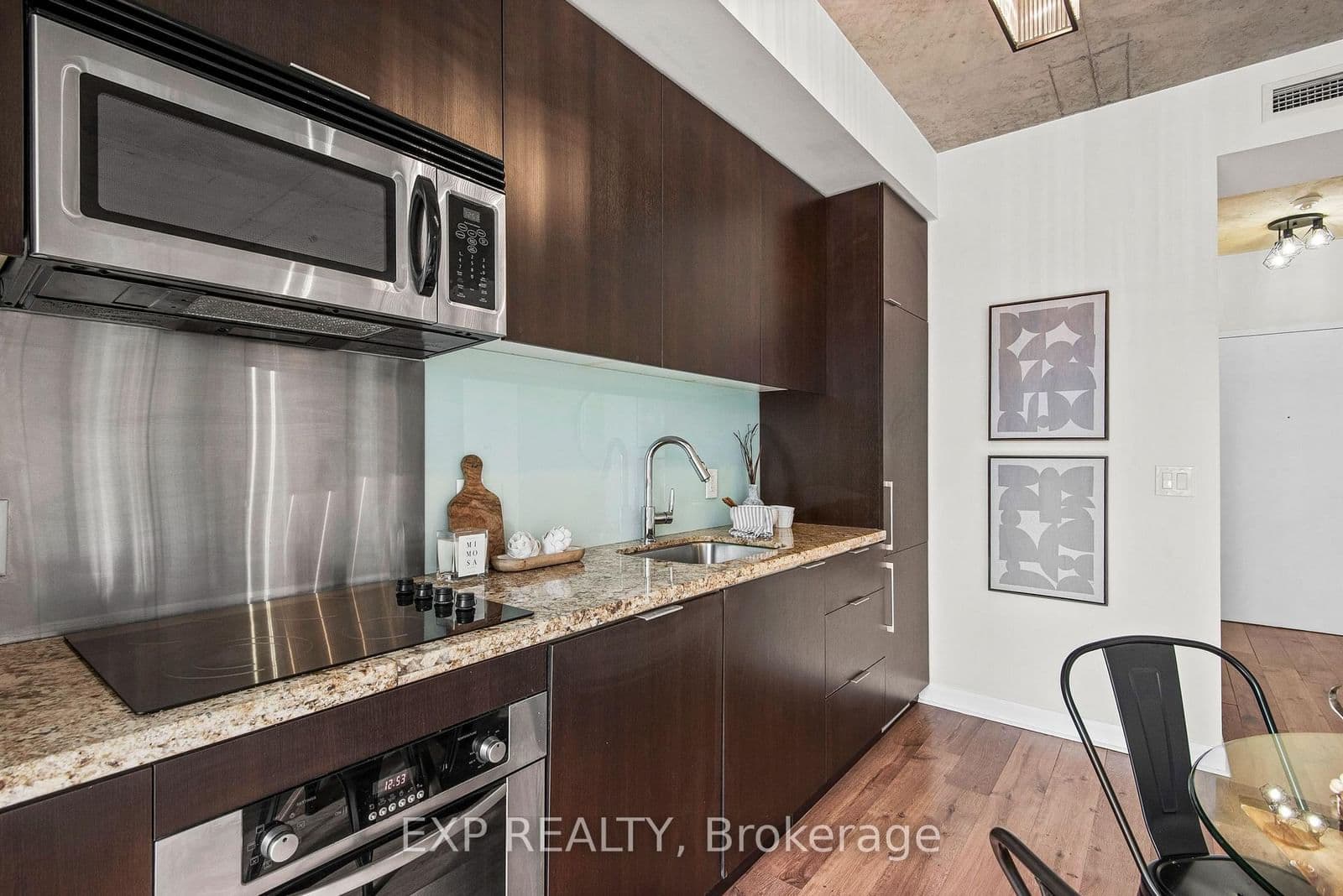 478 King St W, 611, Toronto - Photo 15 of 40