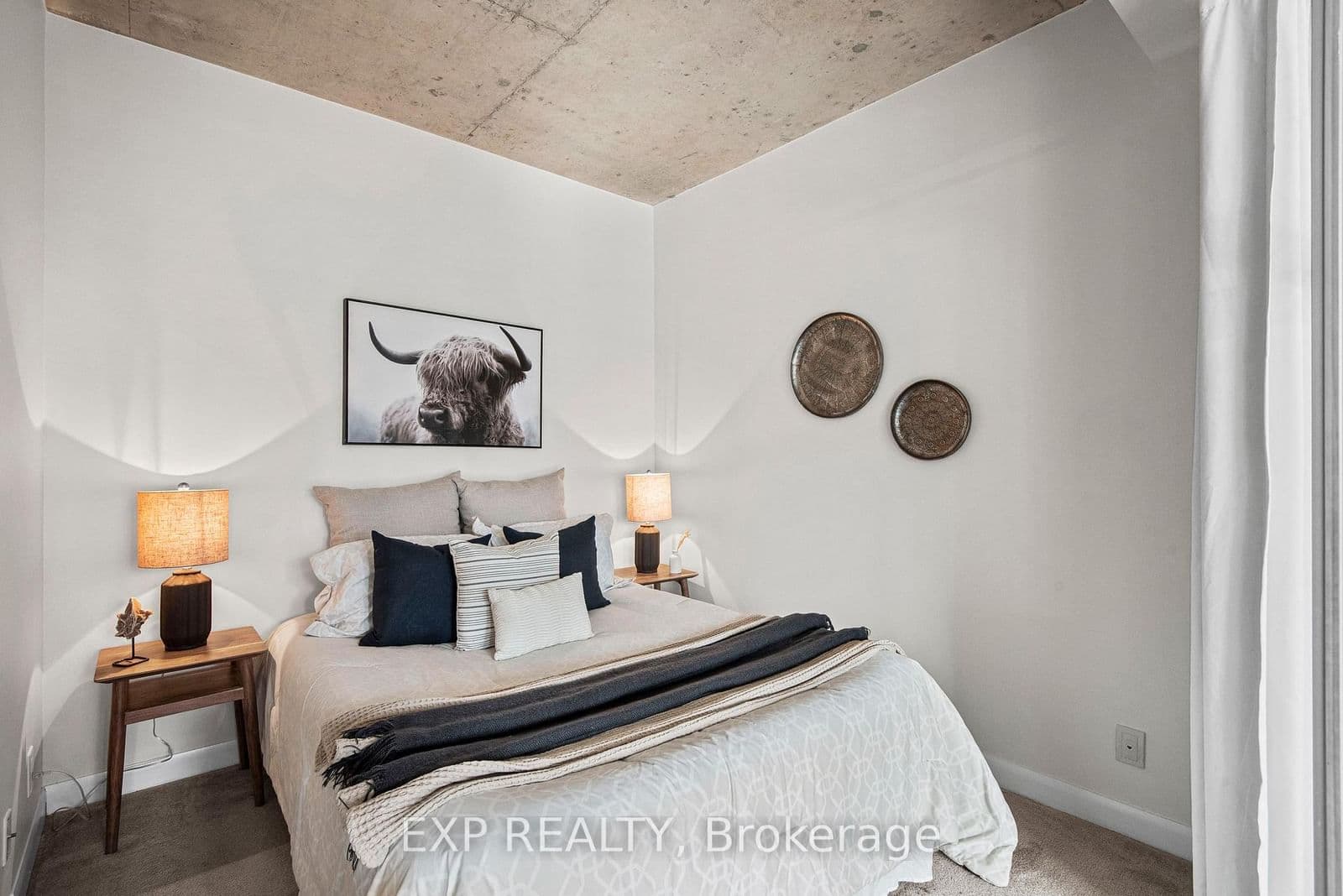 478 King St W, 611, Toronto - Photo 23 of 40