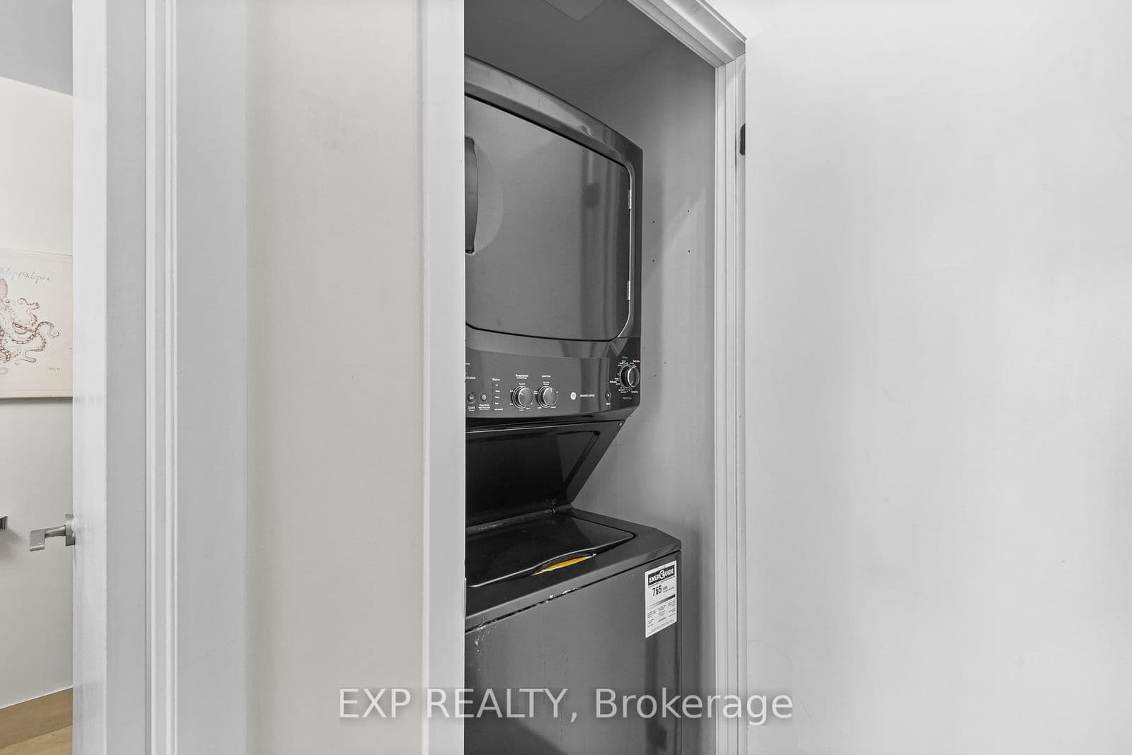 478 King St W, 611, Toronto - Photo 27 of 40