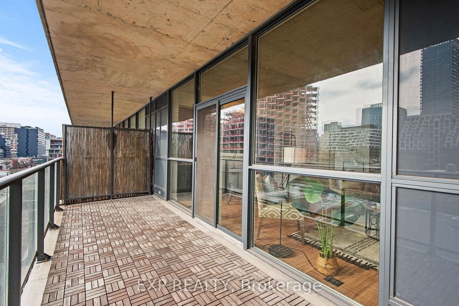 478 King St W, 611, Toronto - Photo 29 of 40