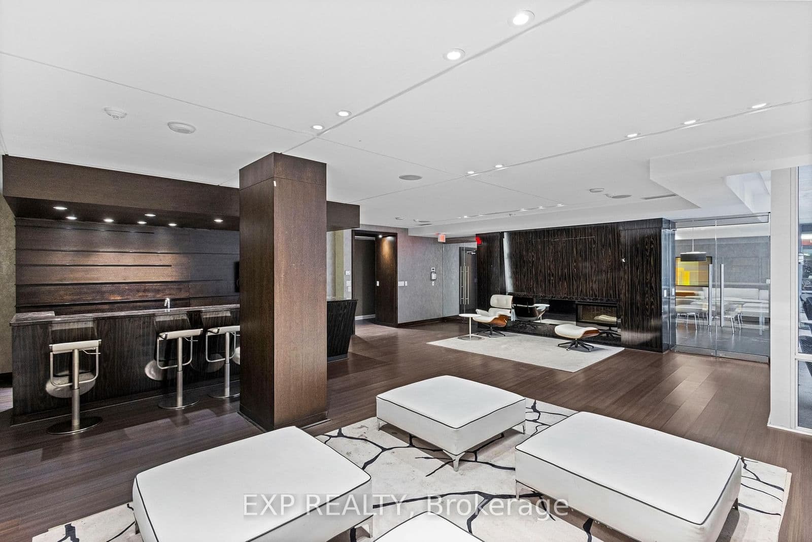 478 King St W, 611, Toronto - Photo 37 of 40