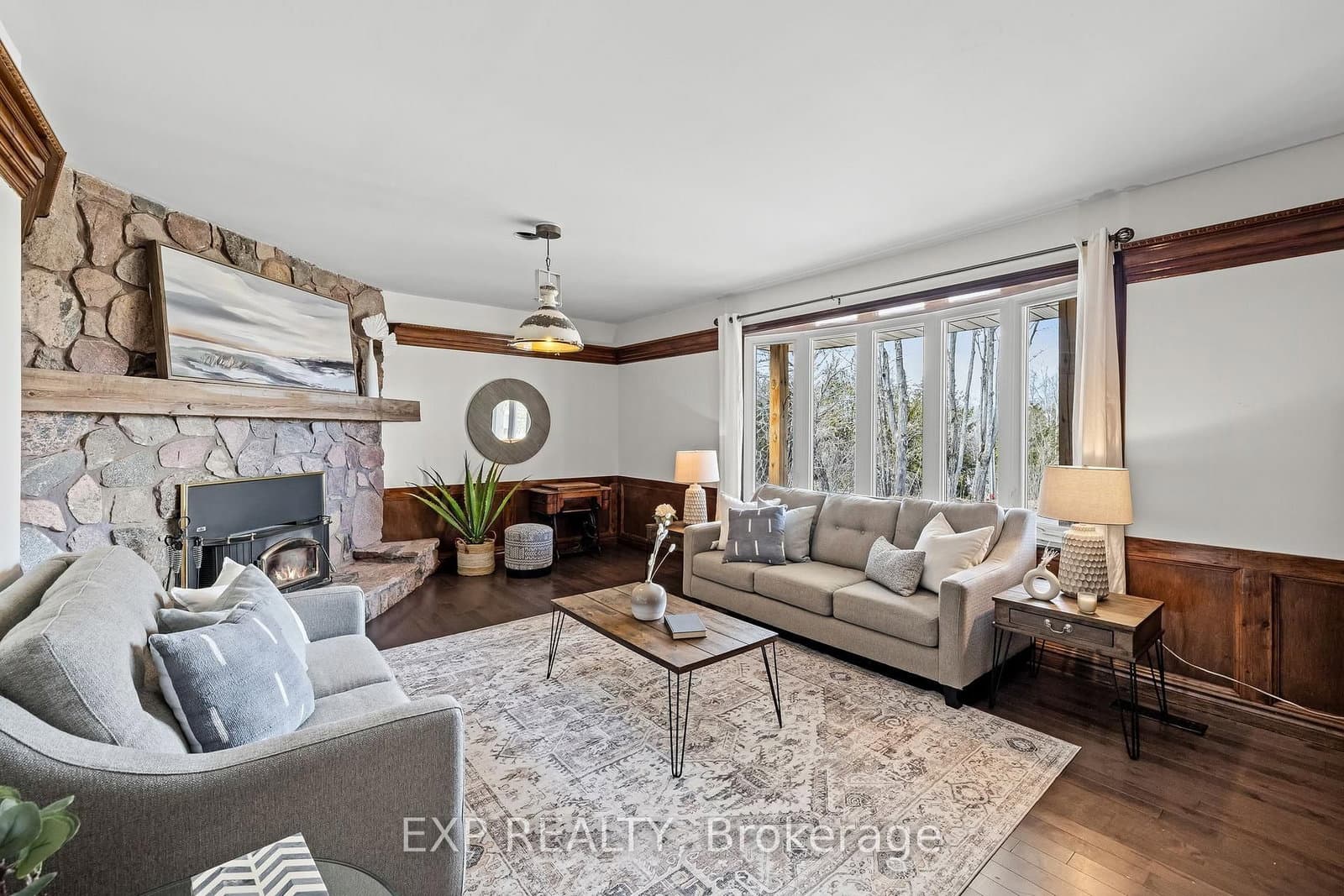 667 Ford Cres, Cavan - Photo 11 of 40