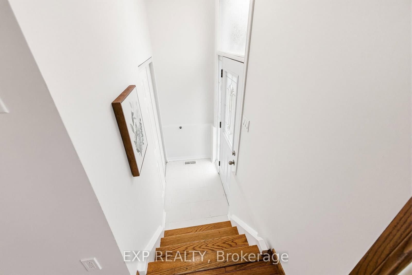 69 Little Ave, Bowmanville - Photo 7 of 39