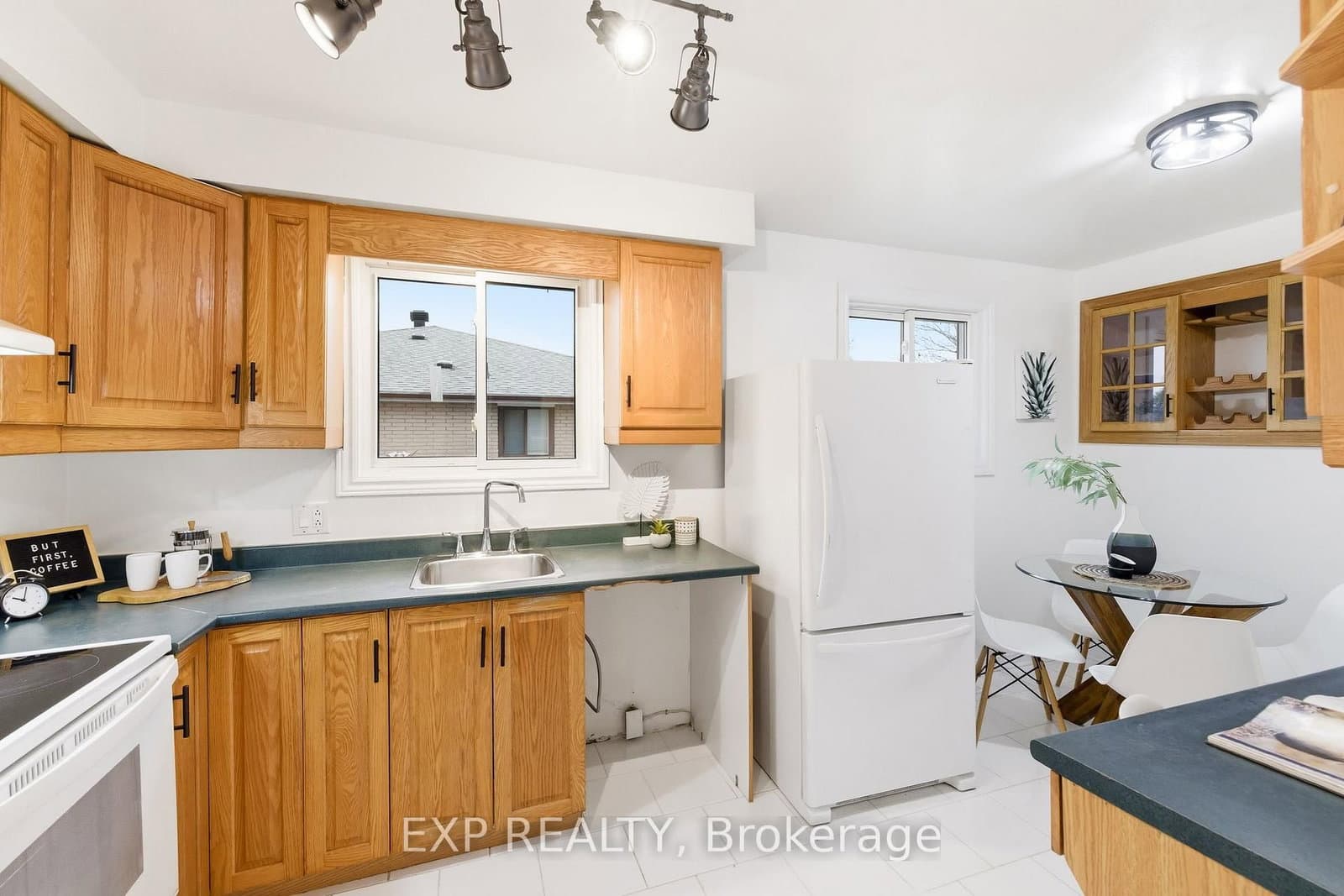 69 Little Ave, Bowmanville - Photo 19 of 39