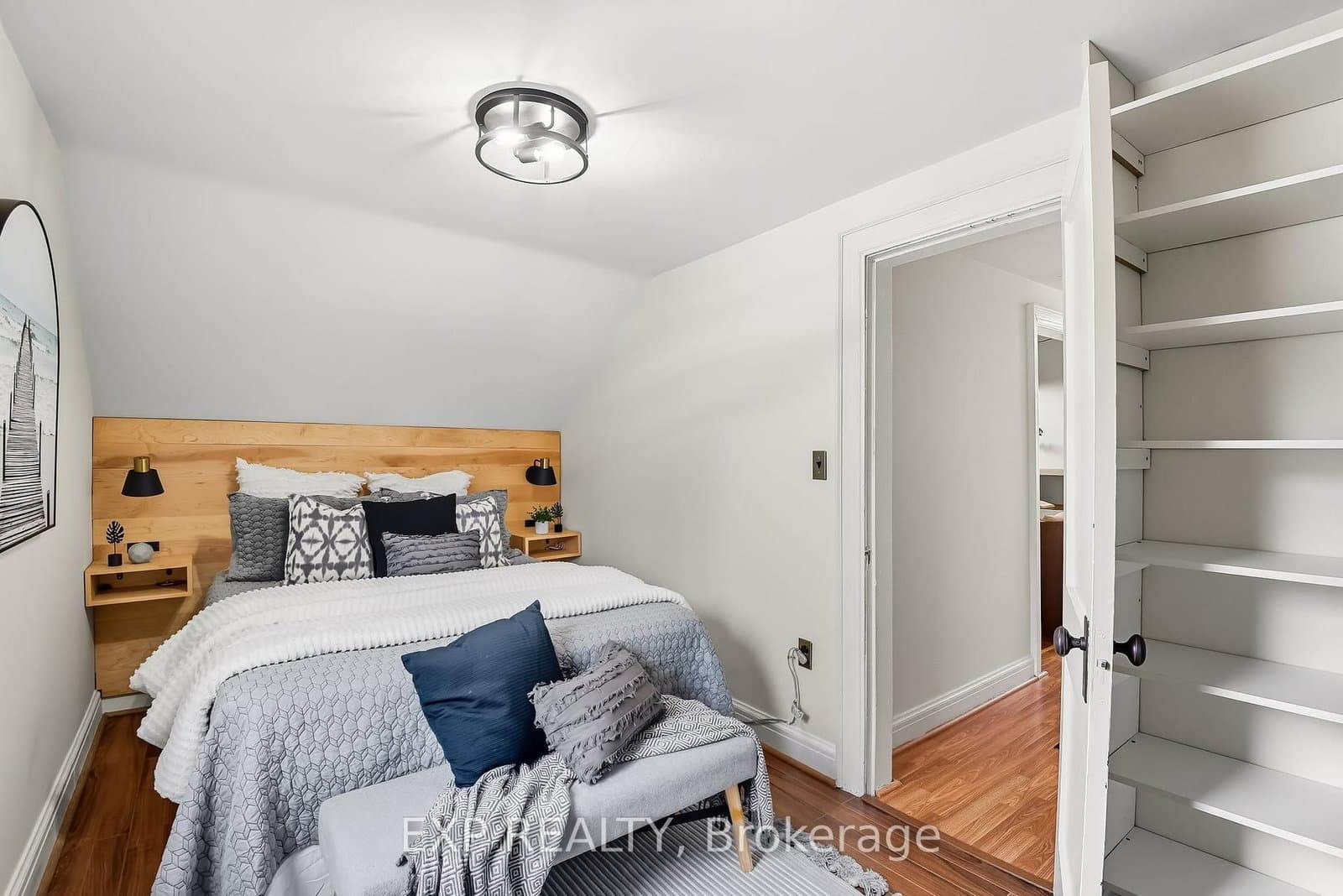 695 Hortop St, Oshawa - Photo 24 of 40