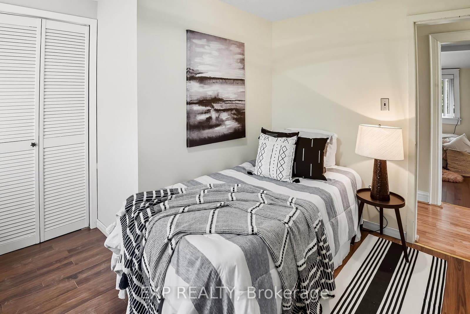 695 Hortop St, Oshawa - Photo 27 of 40