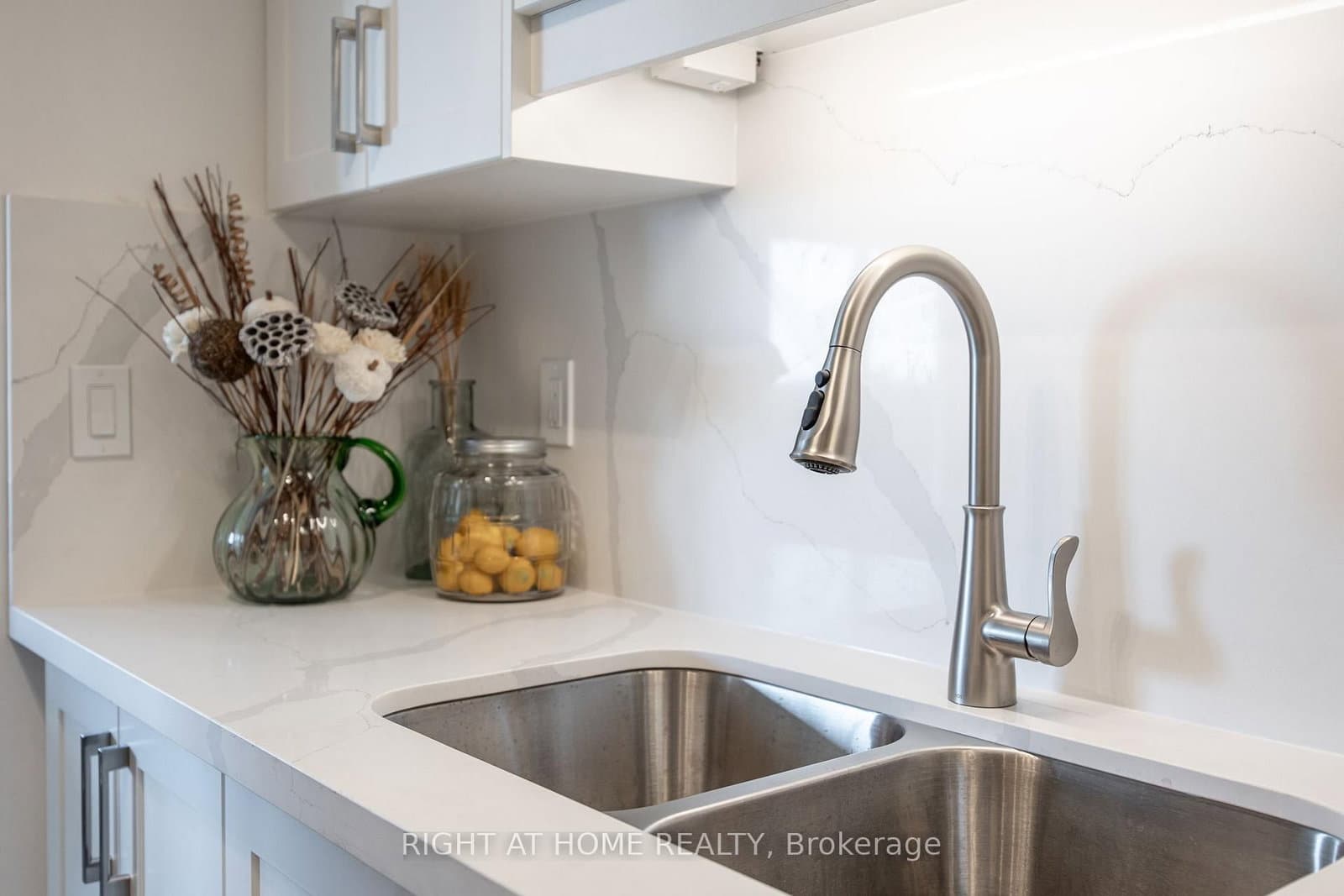 3-700 Harmony Rd N, Oshawa - Photo 11 of 37
