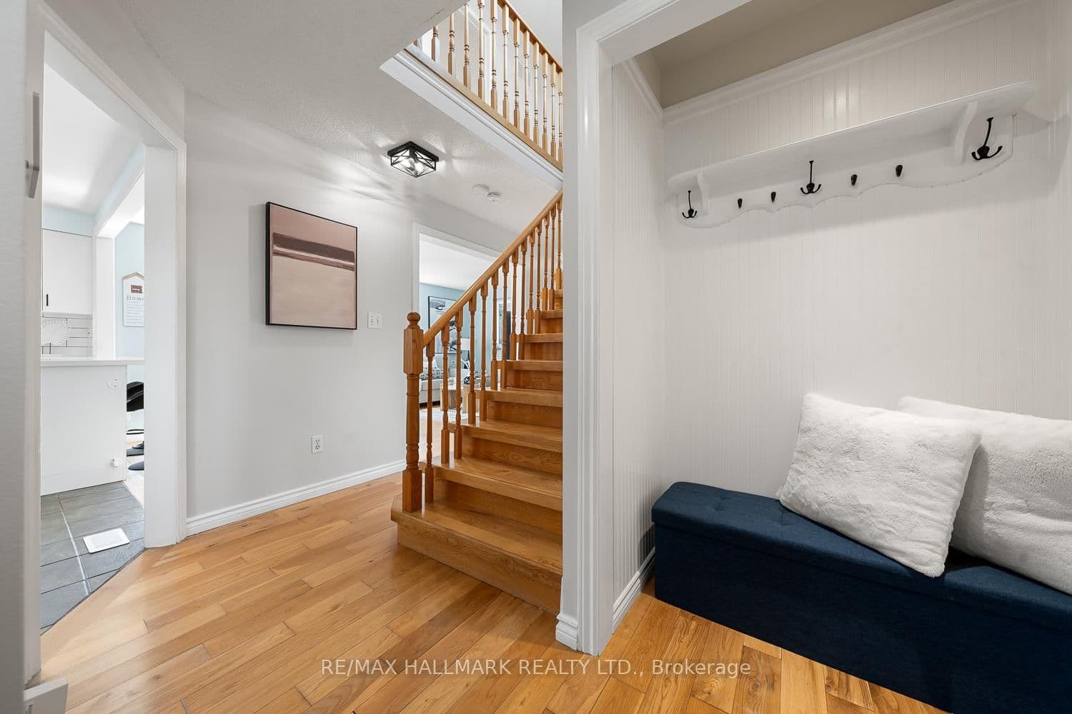 72 Hooper Square, Bowmanville - Photo 5 of 40