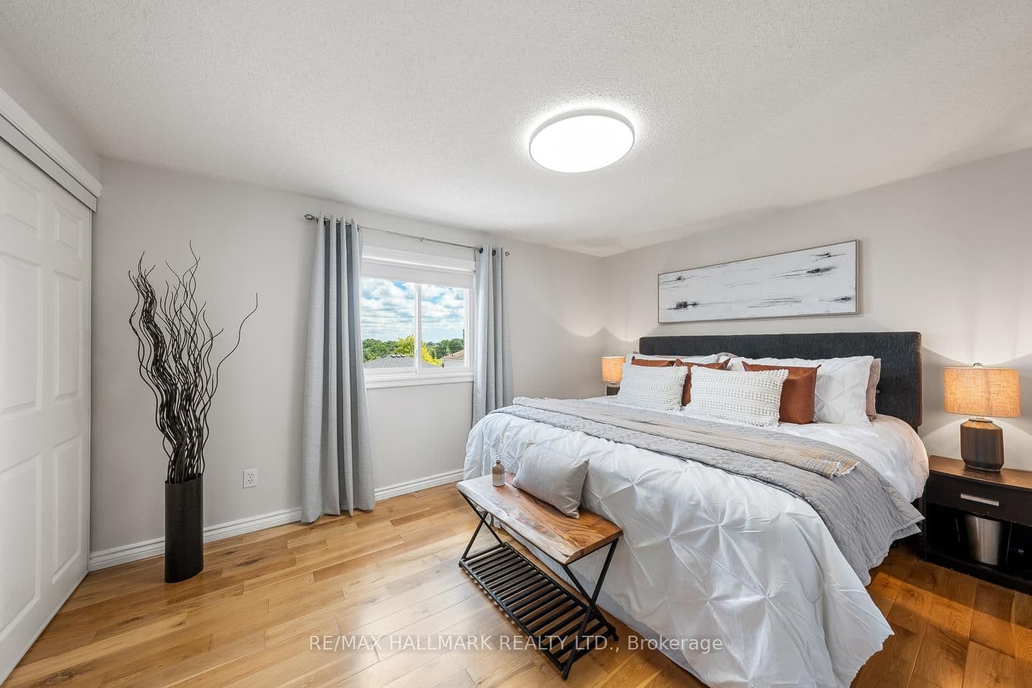 72 Hooper Square, Bowmanville - Photo 17 of 40