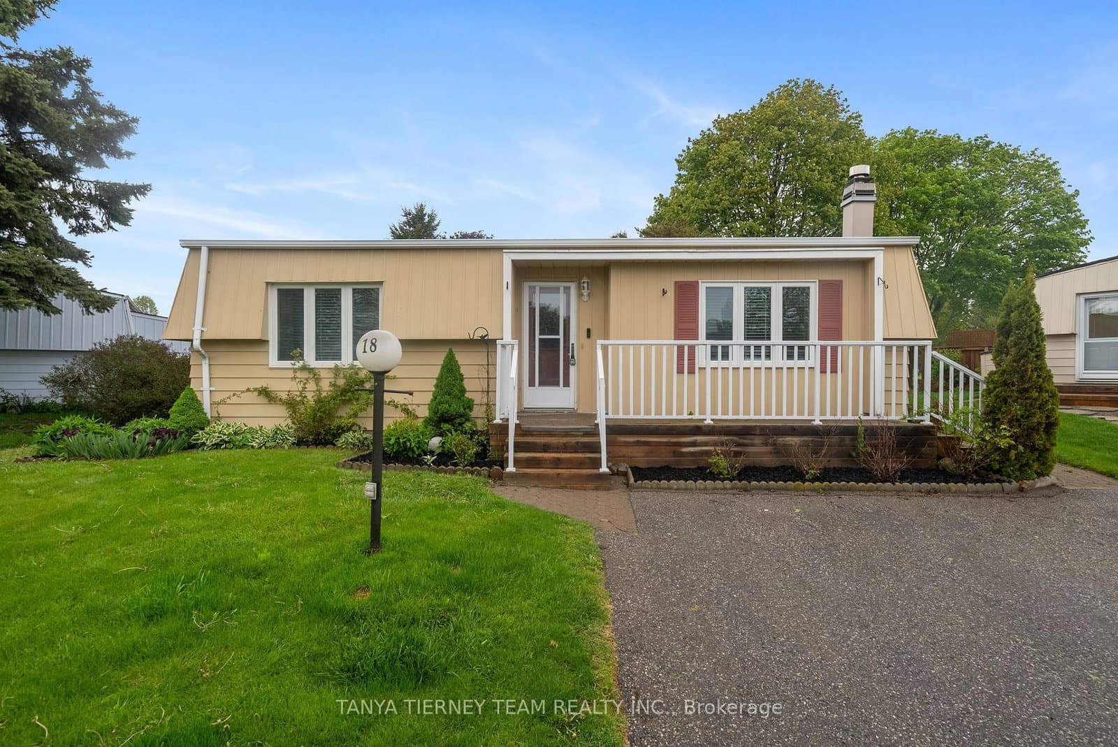 74 The Cove Rd, Newcastle