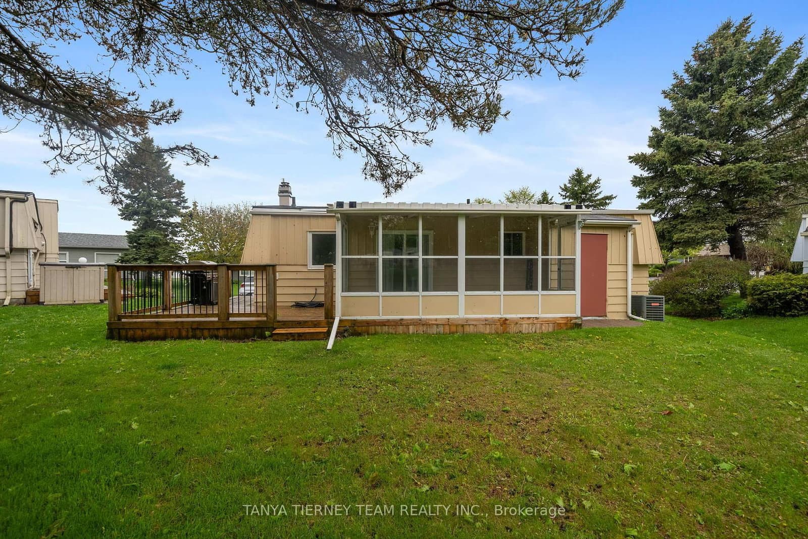 74 The Cove Rd, Newcastle - Photo 31 of 40