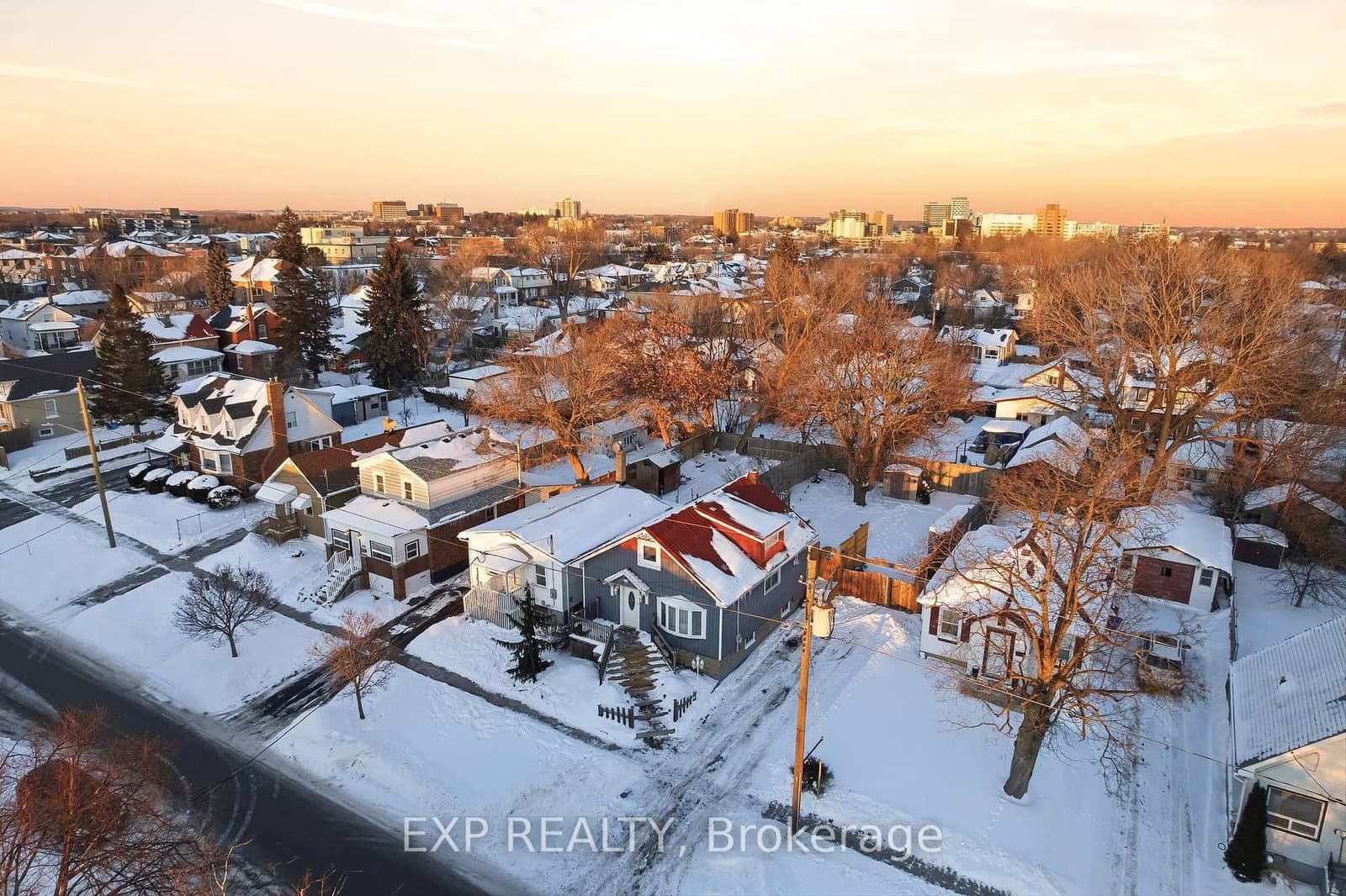 77 Westmount St, Oshawa - Photo 4 of 40