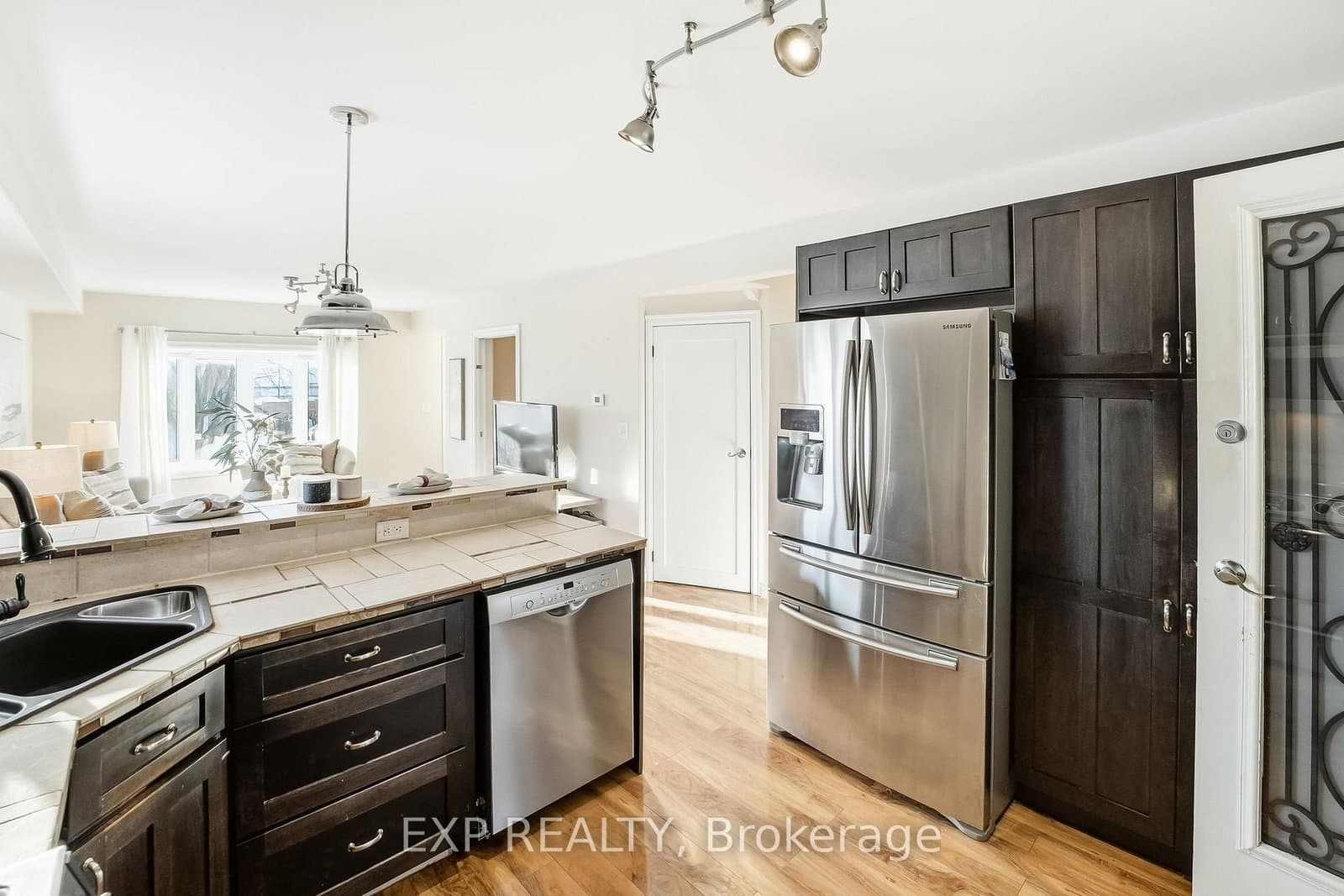 77 Westmount St, Oshawa - Photo 17 of 40