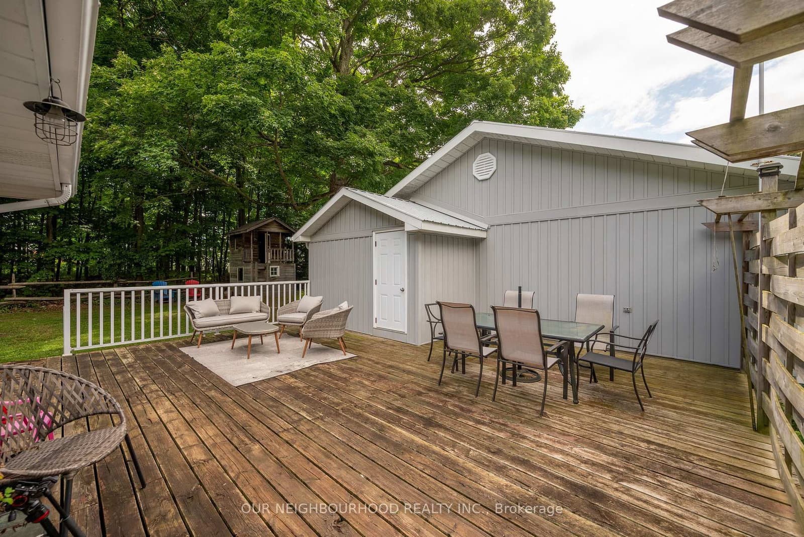 8570 Dale Rd, Cobourg - Photo 3 of 24