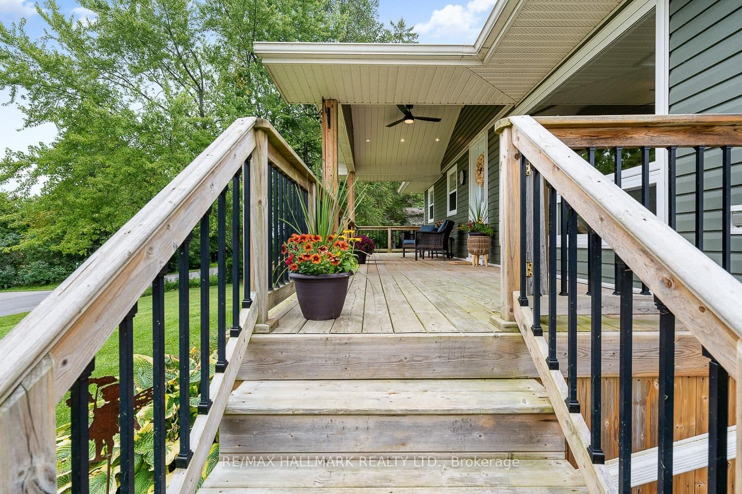863 Kimberly Dr, Ennismore - Photo 5 of 40