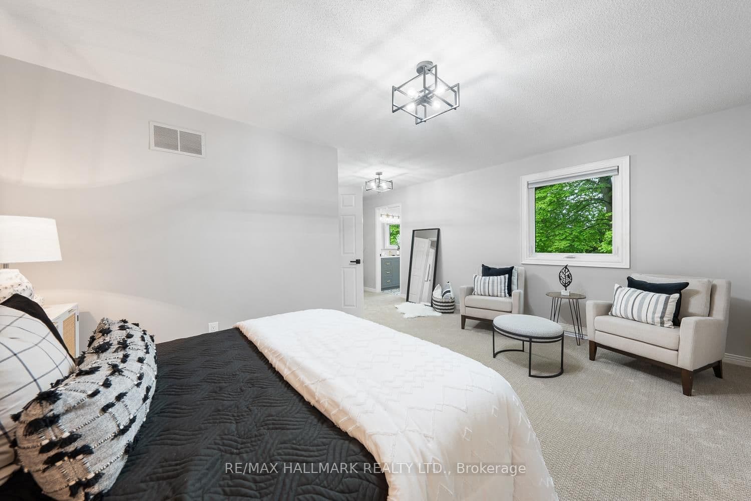 9 Rothean Dr, Whitby - Photo 28 of 40