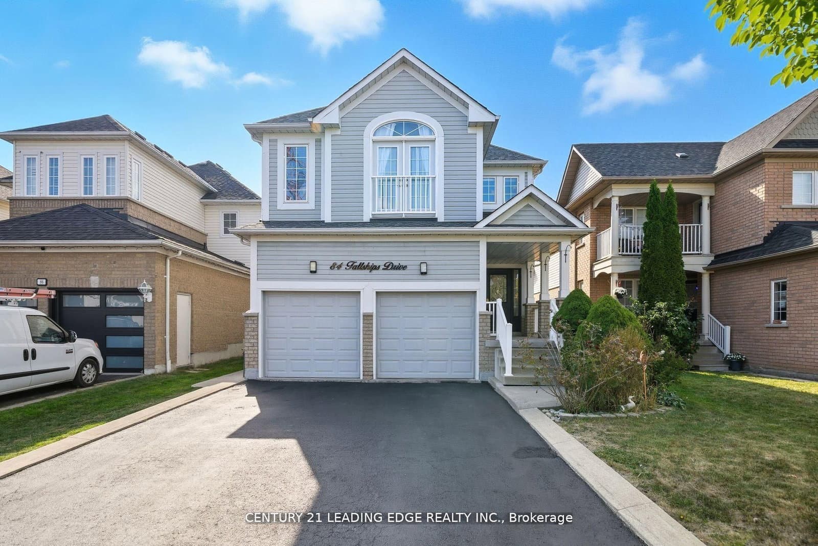 91 Tallships Dr, Whitby