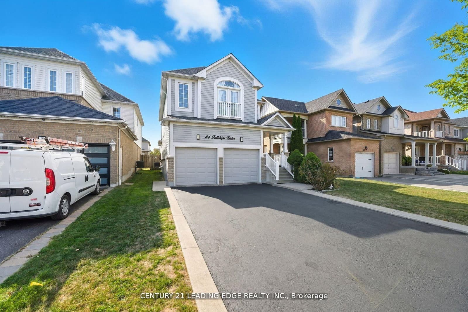 91 Tallships Dr, Whitby - Photo 6 of 40